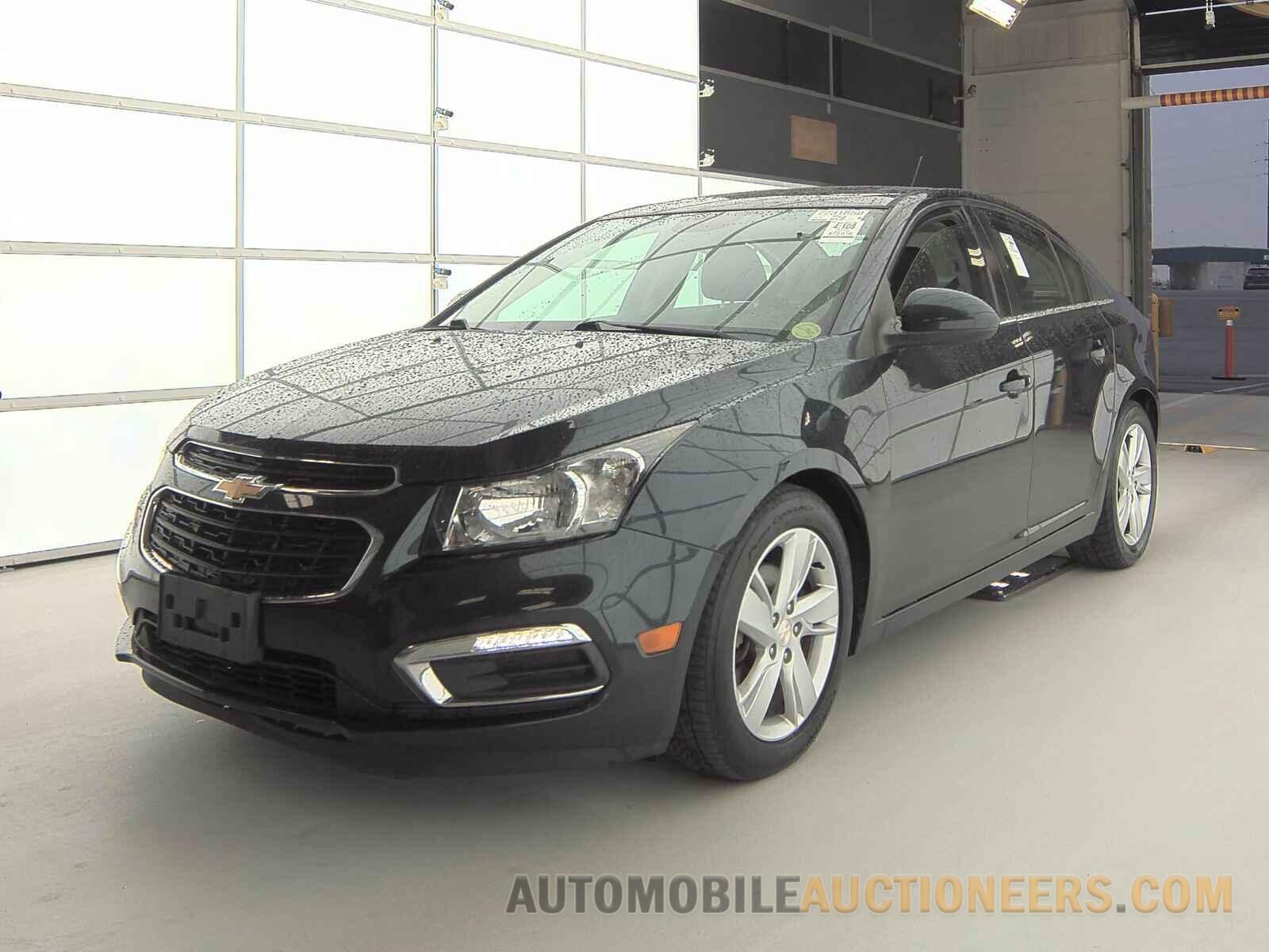 1G1P75SZXF7294115 Chevrolet Cruze 2015