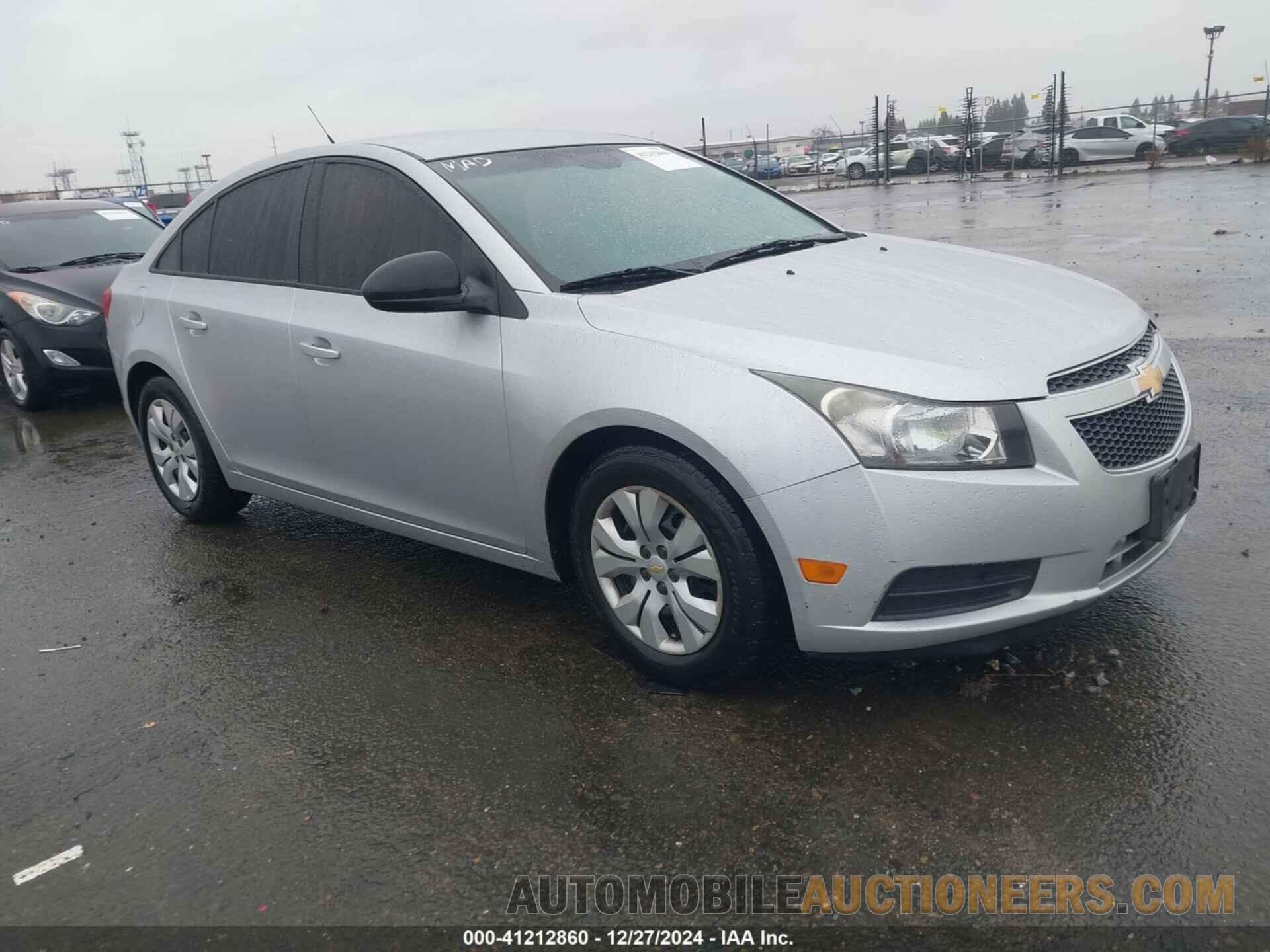 1G1PA5SG0D7282049 CHEVROLET CRUZE 2013