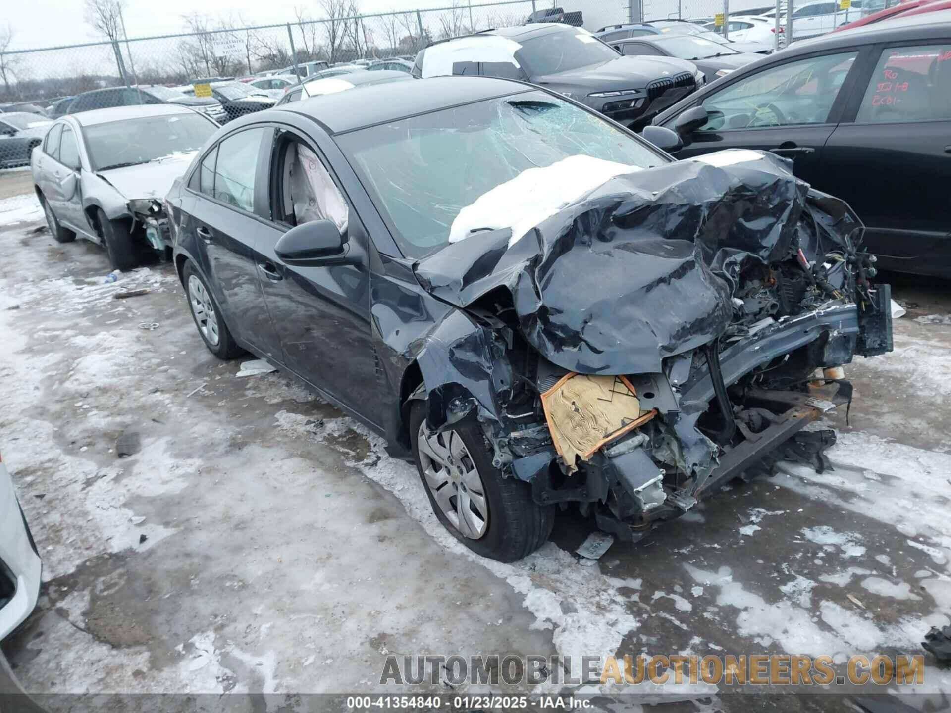 1G1PA5SG0F7205524 CHEVROLET CRUZE 2015