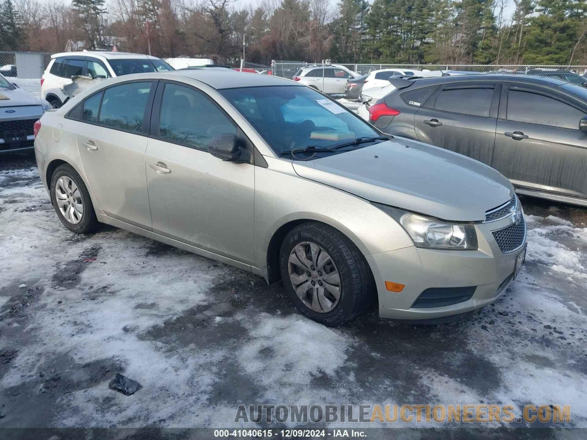 1G1PA5SG4D7156440 CHEVROLET CRUZE 2013