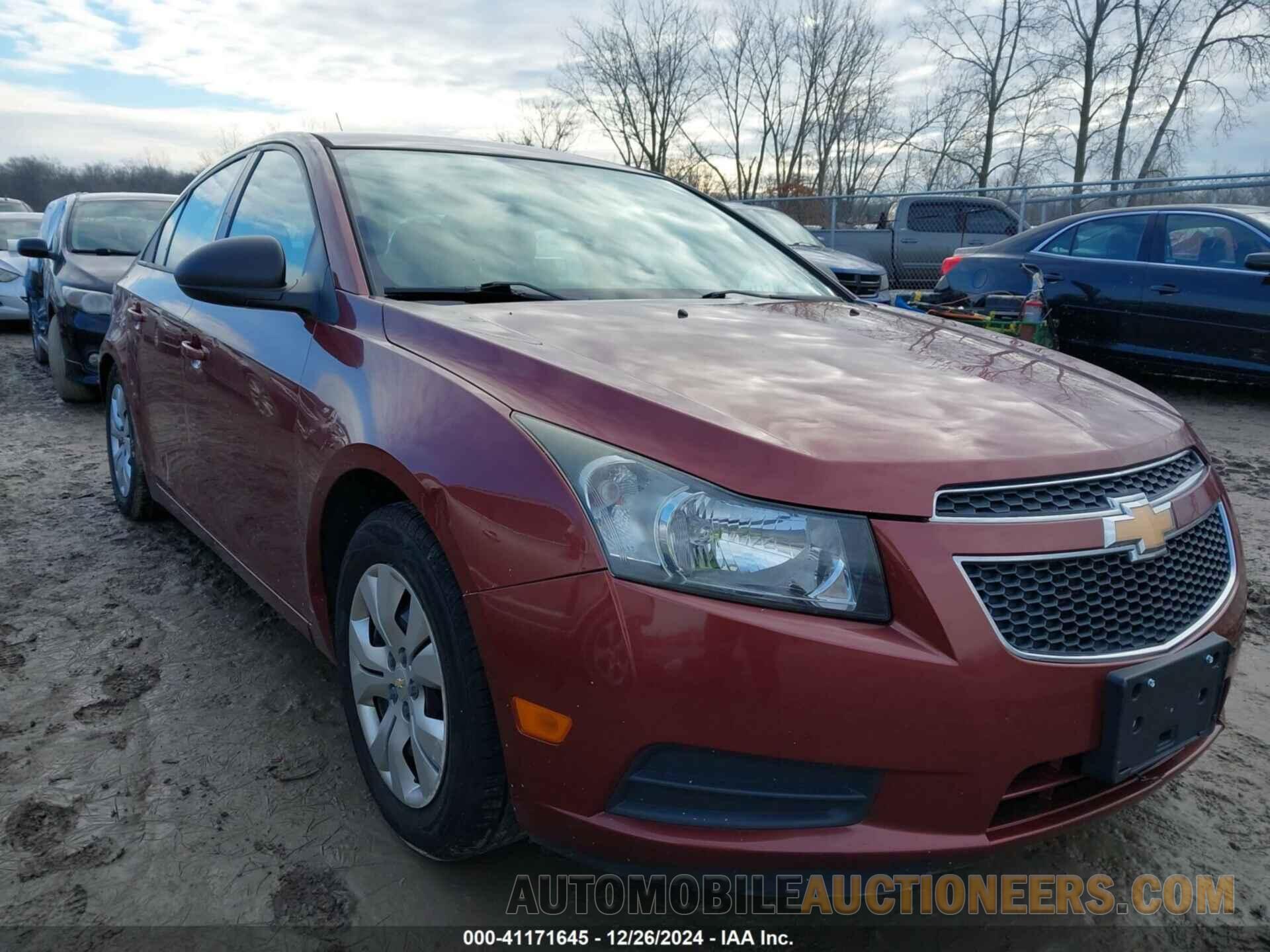 1G1PA5SG8D7176626 CHEVROLET CRUZE 2013