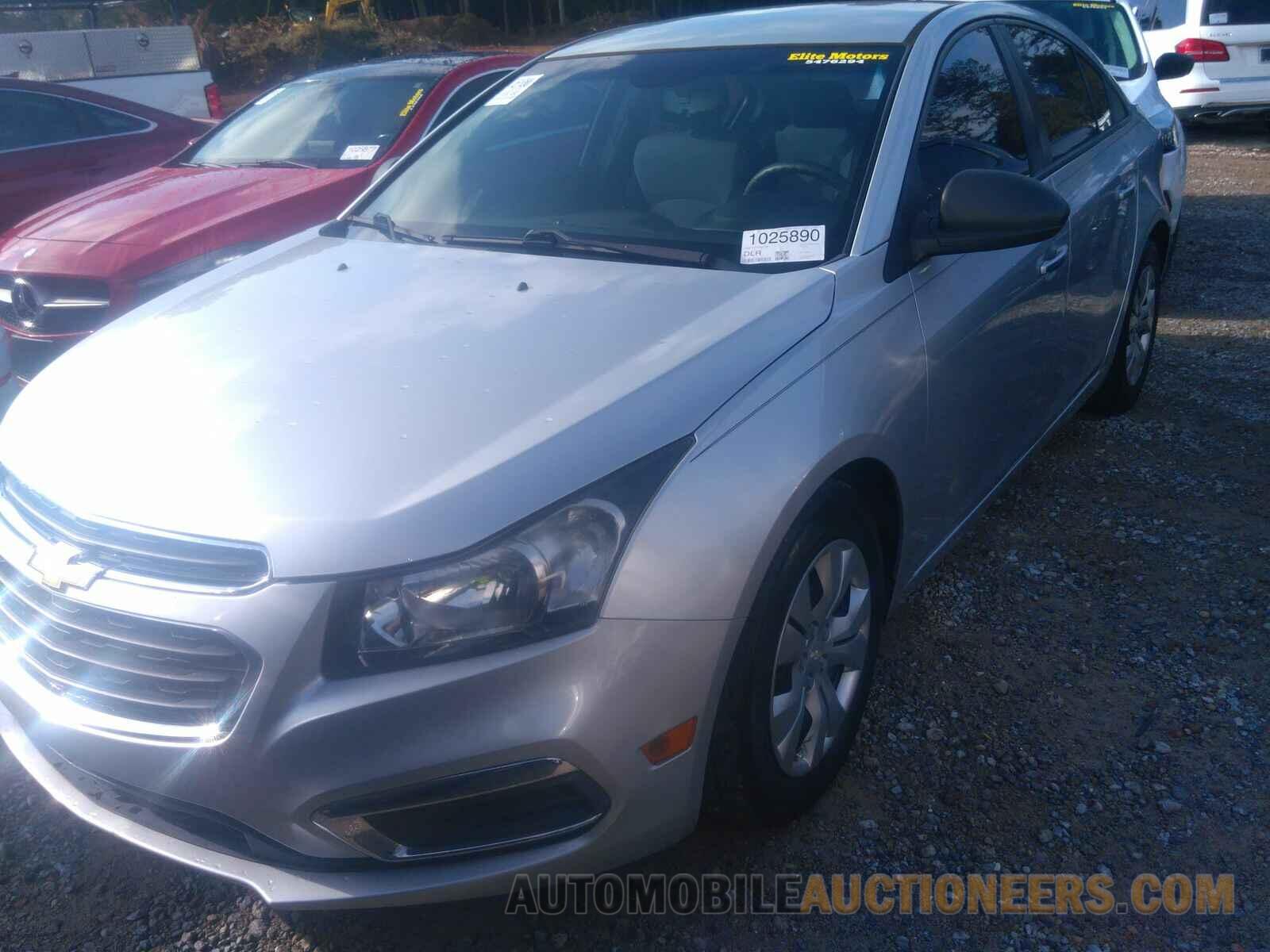 1G1PA5SH2F7199198 Chevrolet Cruze 2015