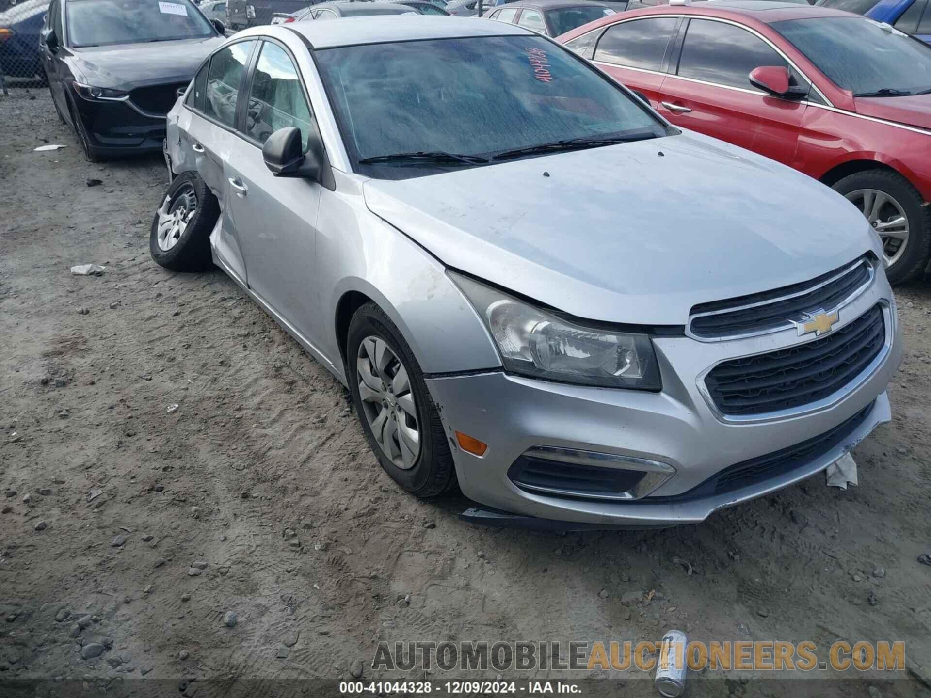 1G1PA5SH3F7153914 CHEVROLET CRUZE 2015