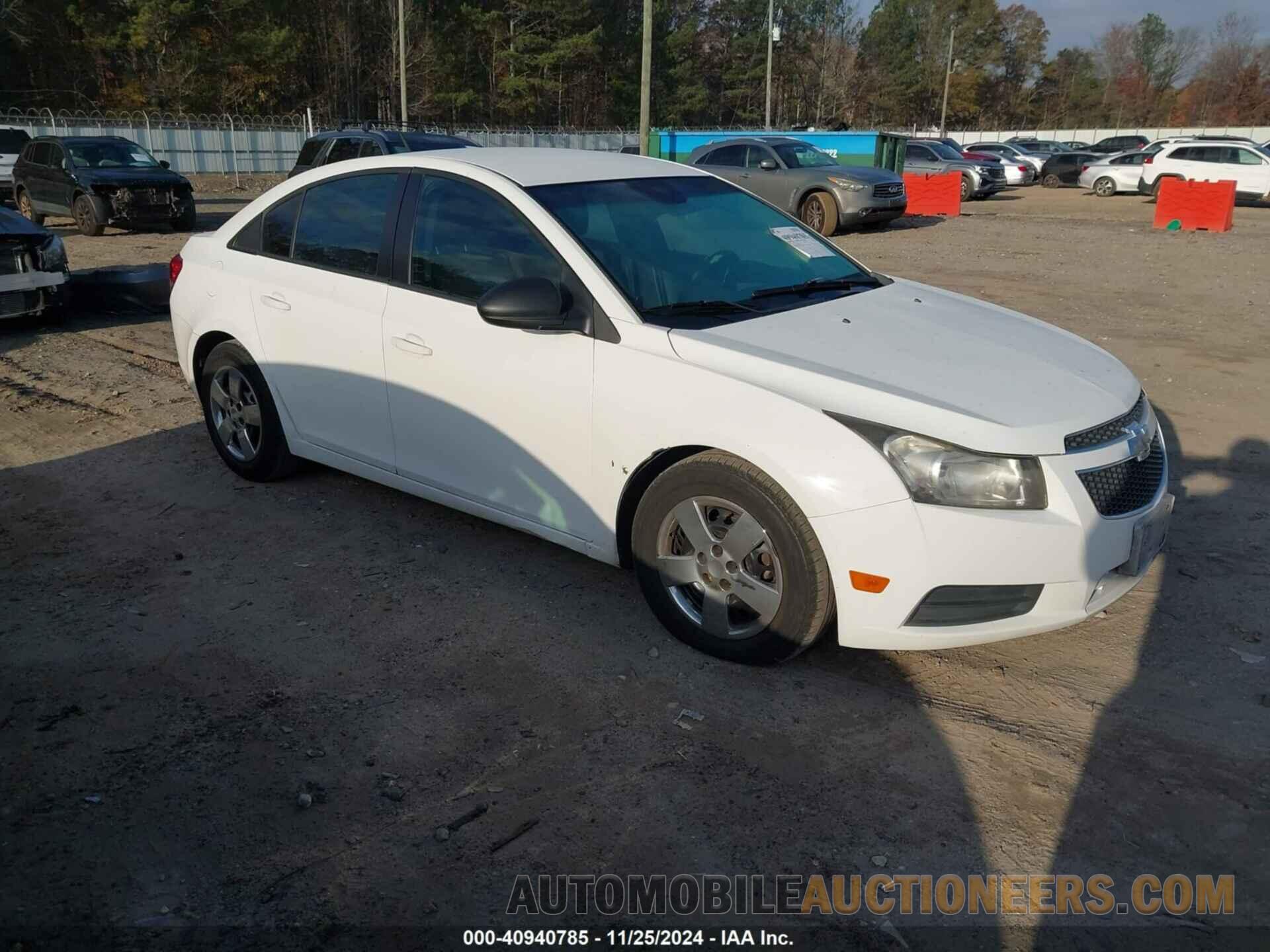 1G1PA5SH6E7261927 CHEVROLET CRUZE 2014