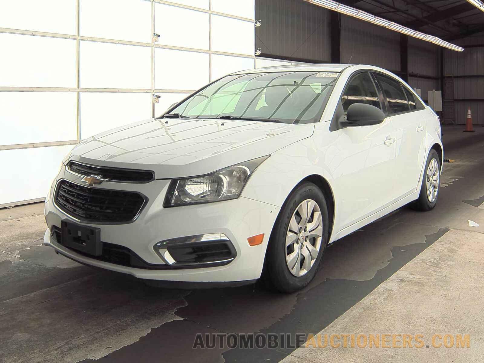 1G1PA5SH9F7215168 Chevrolet Cruze 2015