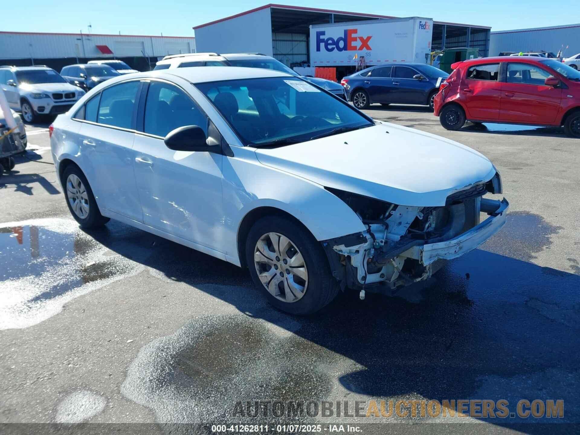 1G1PB5SH2F7291005 CHEVROLET CRUZE 2015