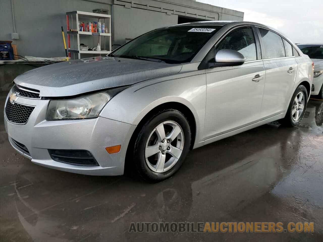 1G1PC5SB0E7103038 CHEVROLET CRUZE 2014