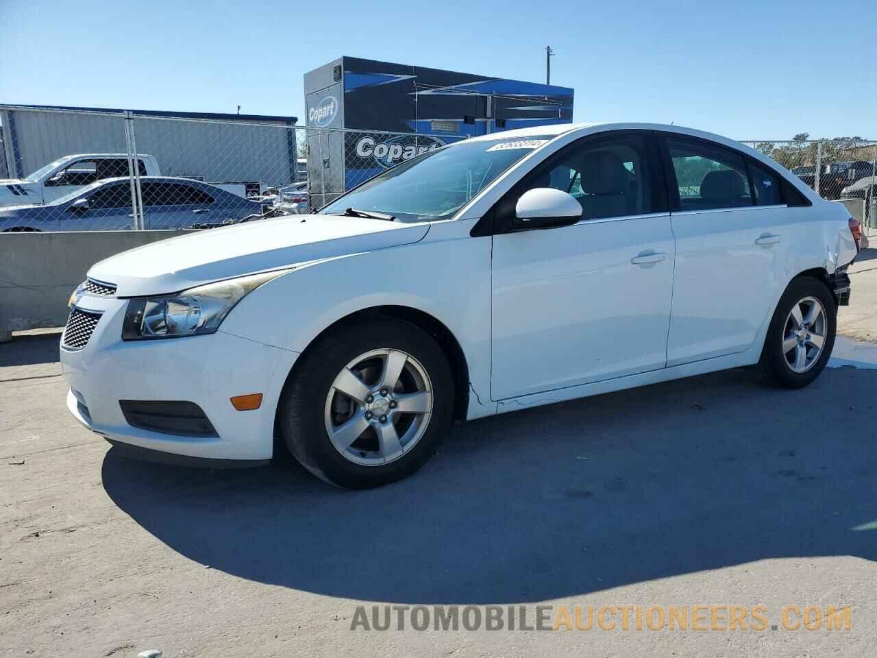 1G1PC5SB0E7215063 CHEVROLET CRUZE 2014