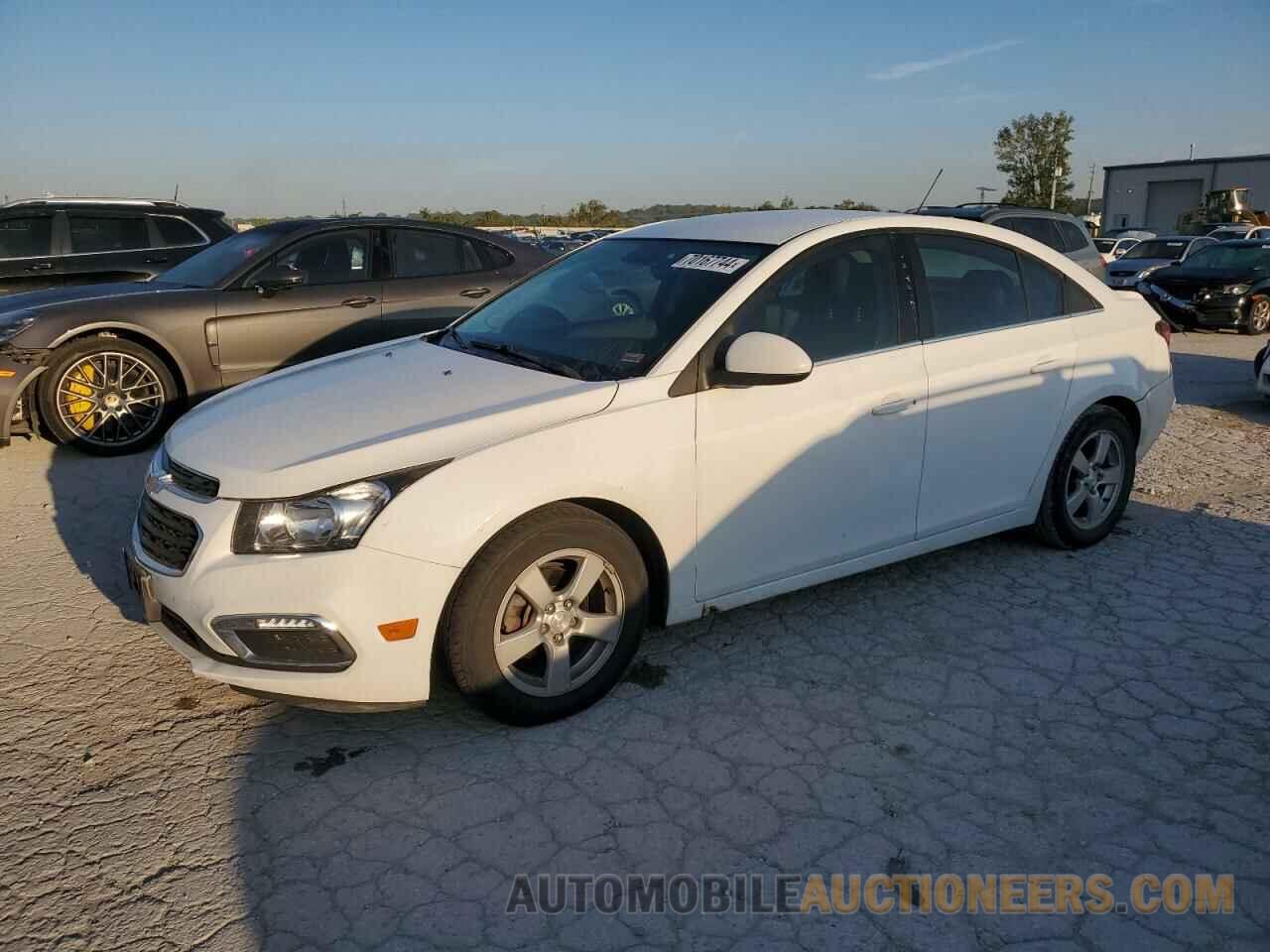 1G1PC5SB0F7113182 CHEVROLET CRUZE 2015