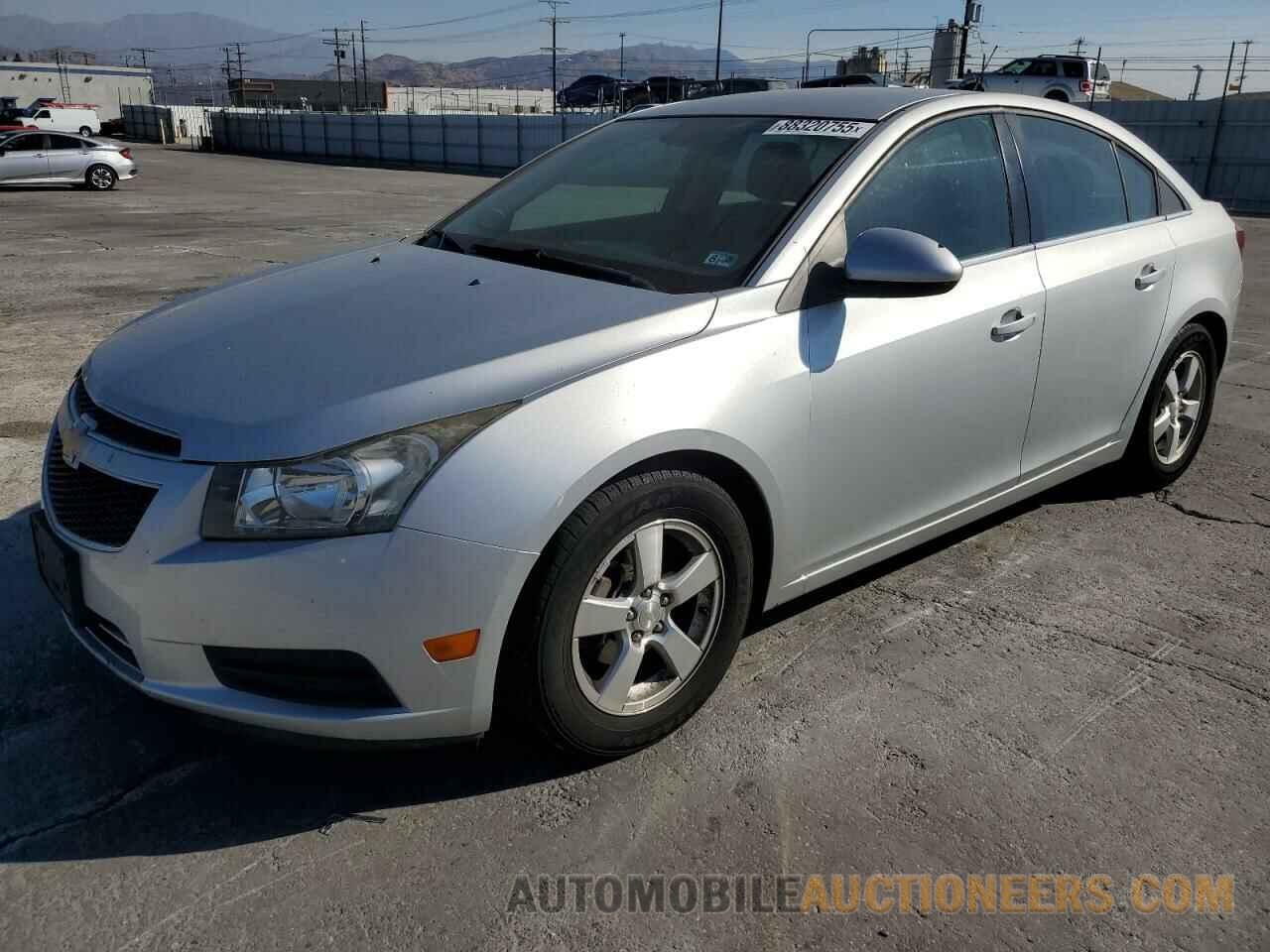 1G1PC5SB1E7121127 CHEVROLET CRUZE 2014