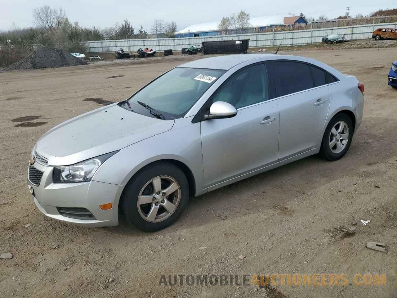 1G1PC5SB1E7123833 CHEVROLET CRUZE 2014