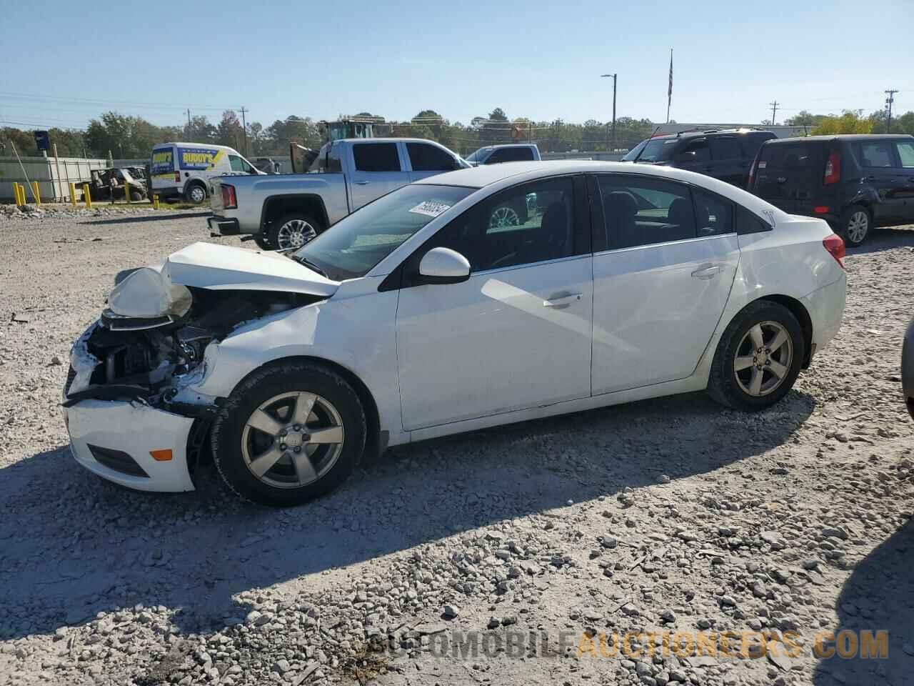 1G1PC5SB1E7333817 CHEVROLET CRUZE 2014