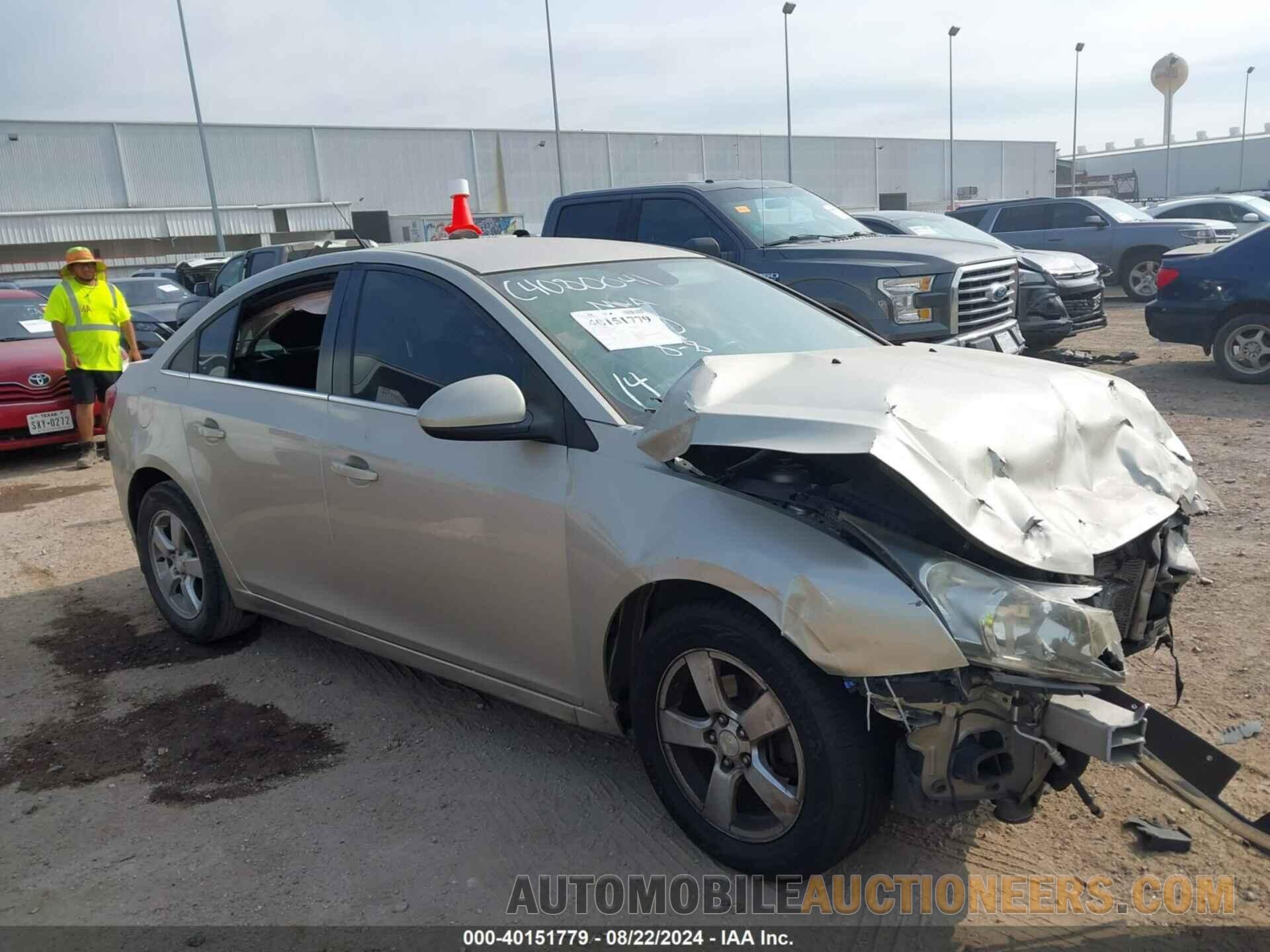 1G1PC5SB1E7395489 CHEVROLET CRUZE 2014