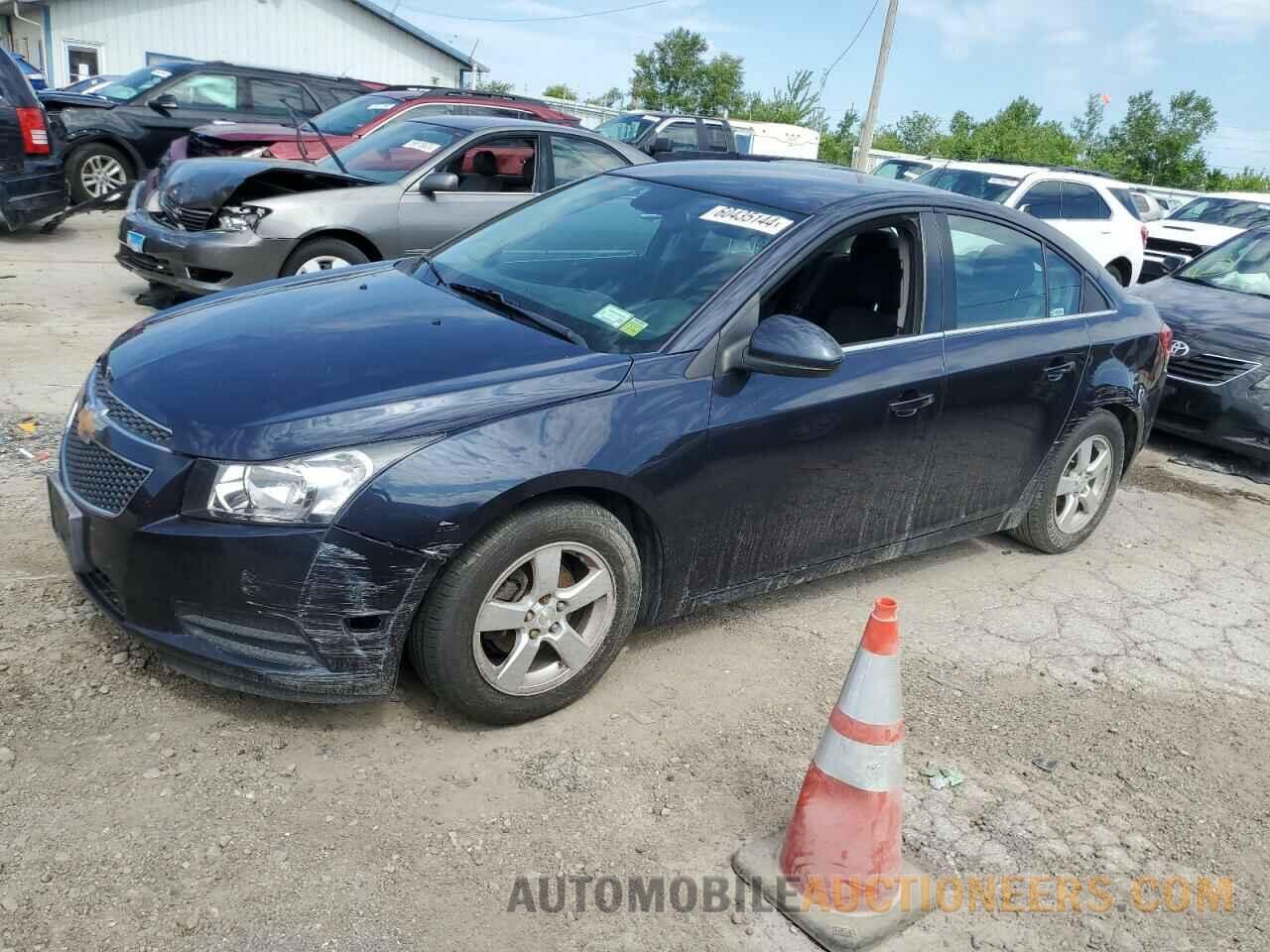 1G1PC5SB1E7458056 CHEVROLET CRUZE 2014