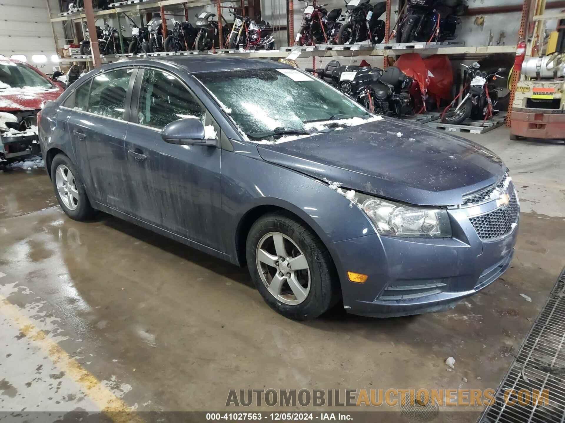 1G1PC5SB1E7460535 CHEVROLET CRUZE 2014