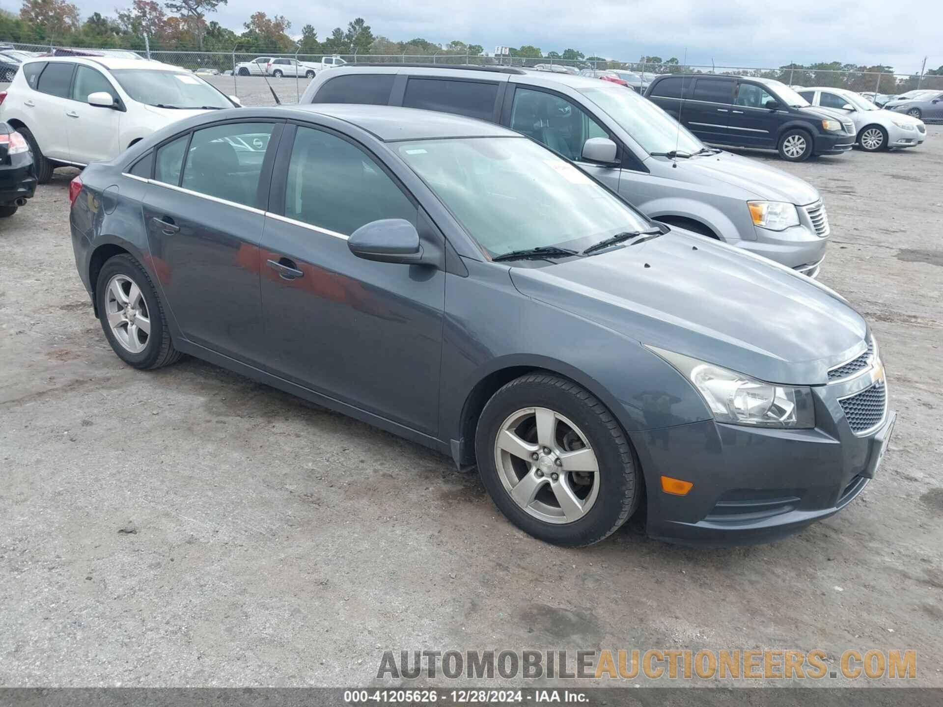 1G1PC5SB2D7234888 CHEVROLET CRUZE 2013