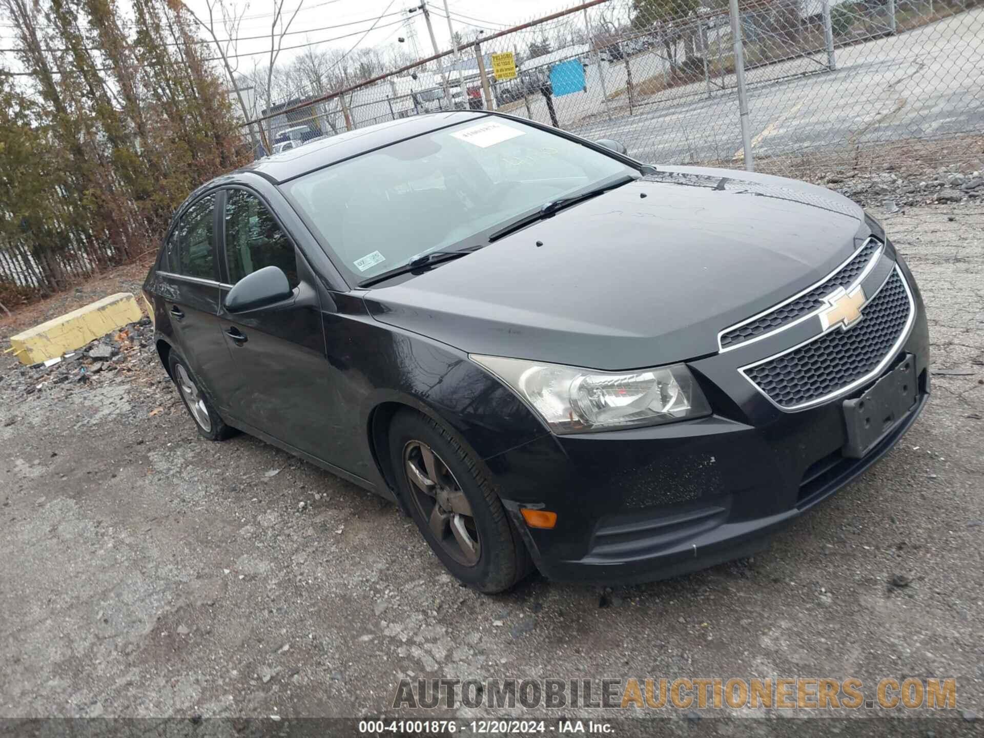 1G1PC5SB2D7287963 CHEVROLET CRUZE 2013