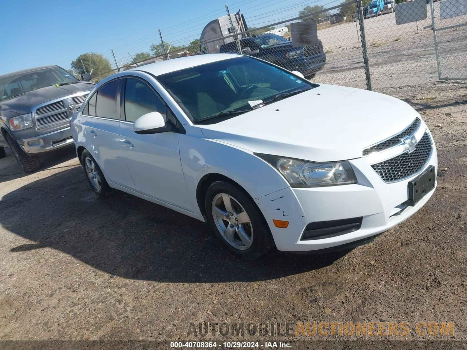 1G1PC5SB2E7158722 CHEVROLET CRUZE 2014