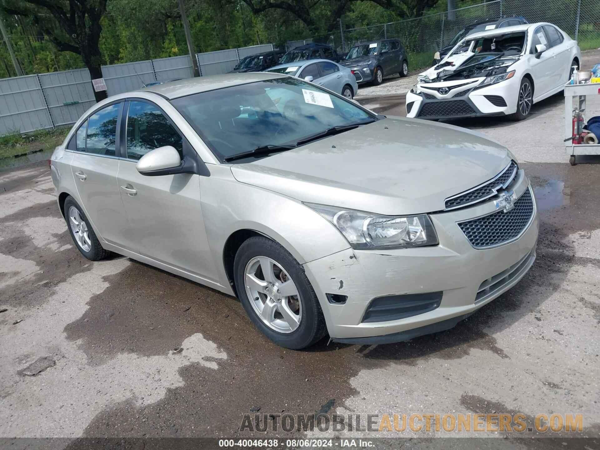 1G1PC5SB2E7174094 CHEVROLET CRUZE 2014