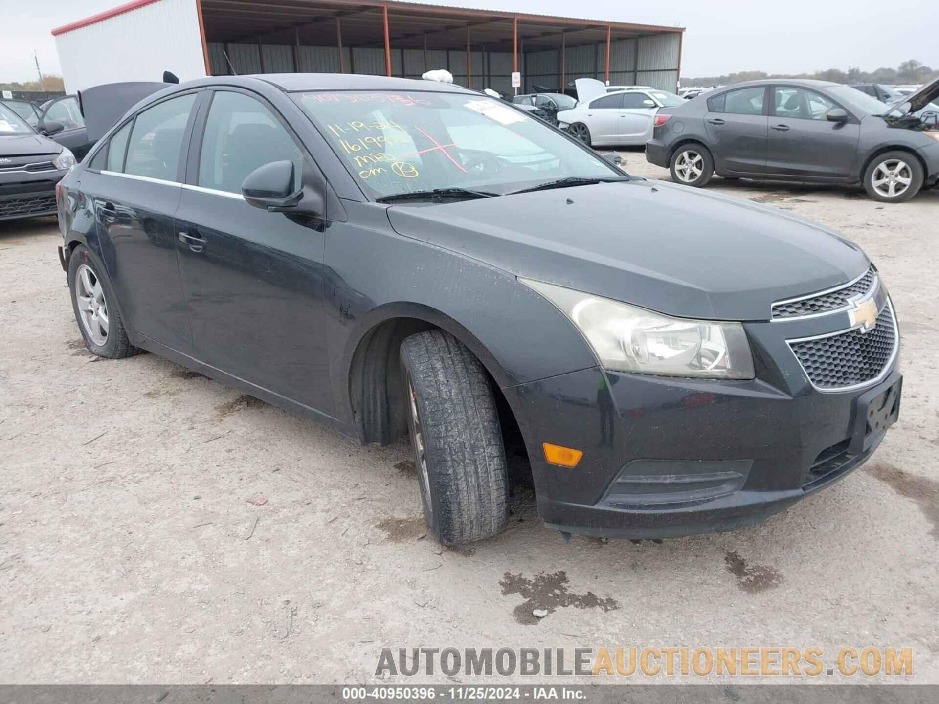 1G1PC5SB3D7282996 CHEVROLET CRUZE 2013