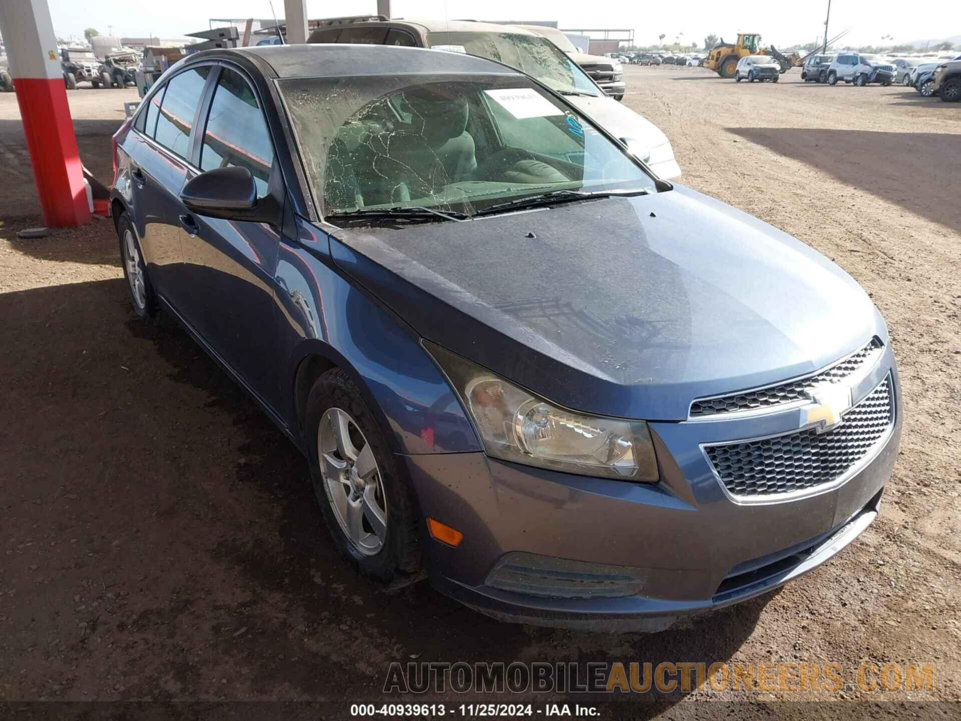 1G1PC5SB3E7197903 CHEVROLET CRUZE 2014