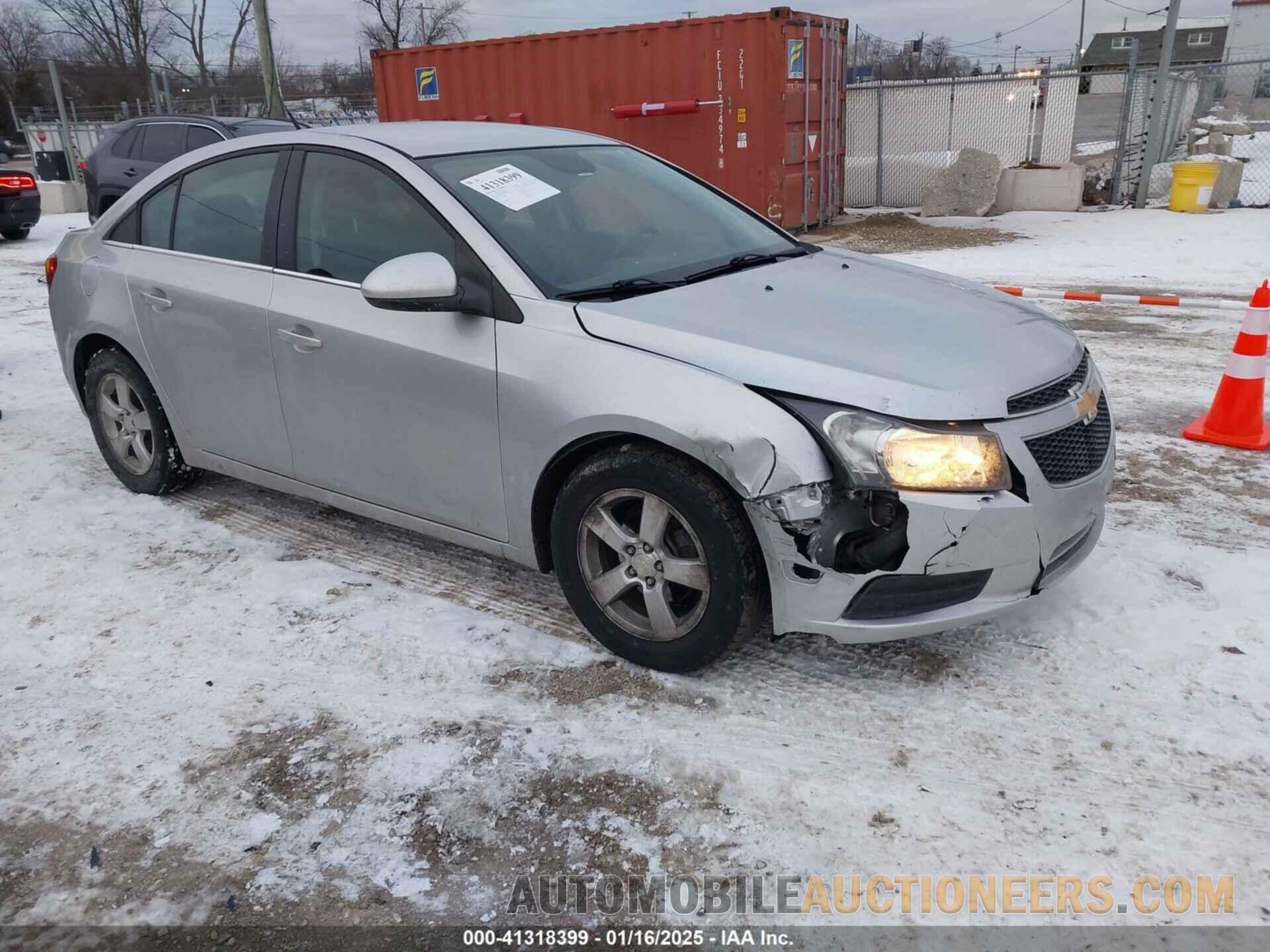 1G1PC5SB3E7224548 CHEVROLET CRUZE 2014