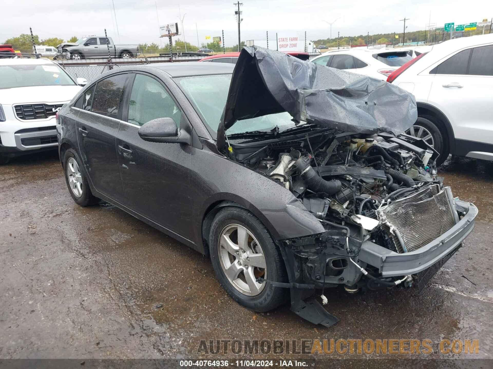 1G1PC5SB3E7270056 CHEVROLET CRUZE 2014