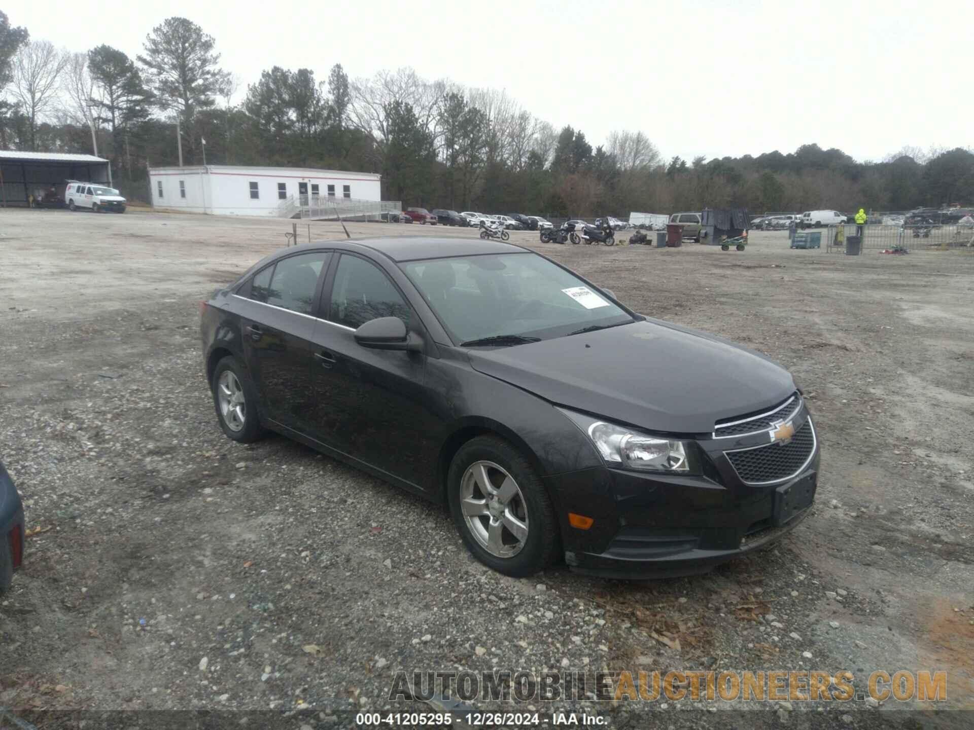 1G1PC5SB3E7369489 CHEVROLET CRUZE 2014