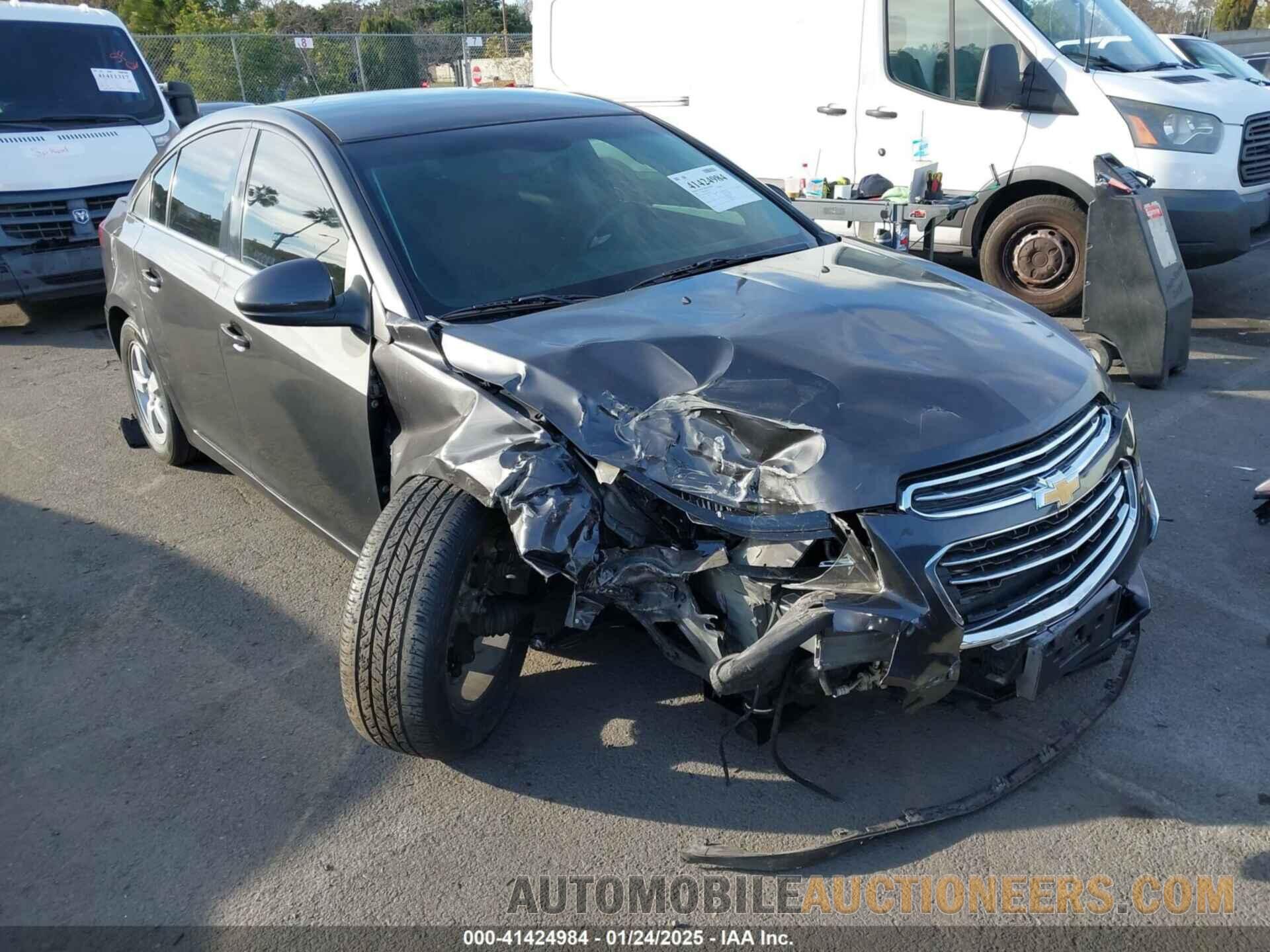 1G1PC5SB3F7182495 CHEVROLET CRUZE 2015