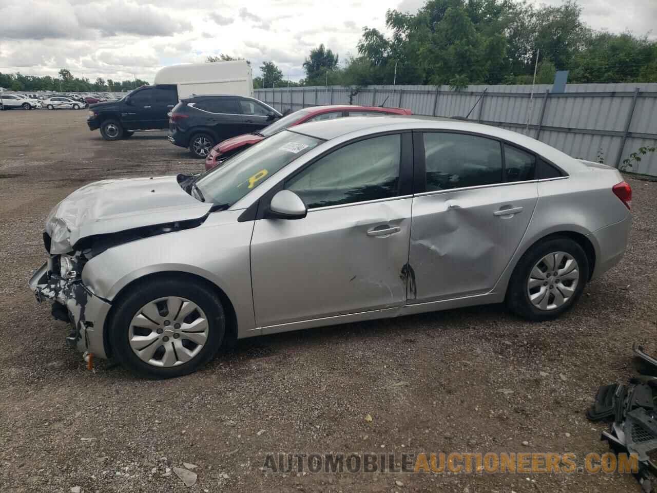 1G1PC5SB3F7239715 CHEVROLET CRUZE 2015