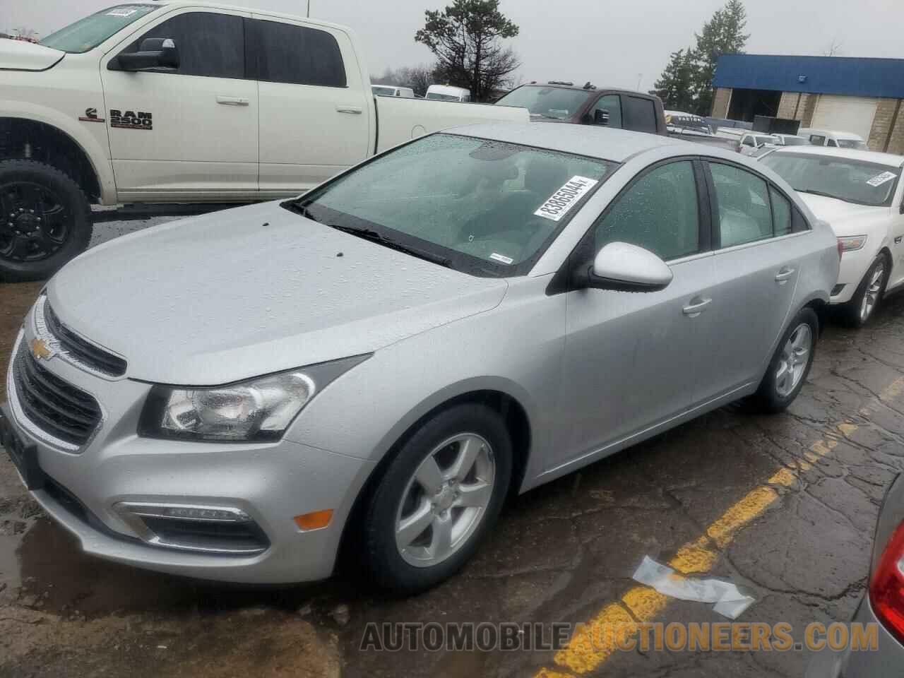 1G1PC5SB3F7265859 CHEVROLET CRUZE 2015