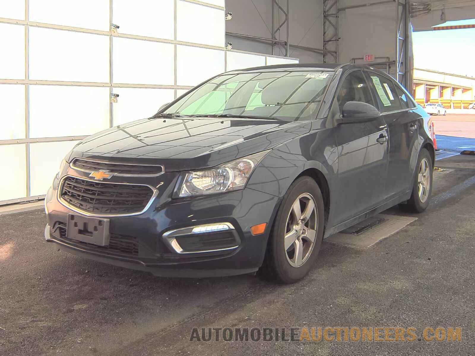 1G1PC5SB4F7107742 Chevrolet Cruze 2015