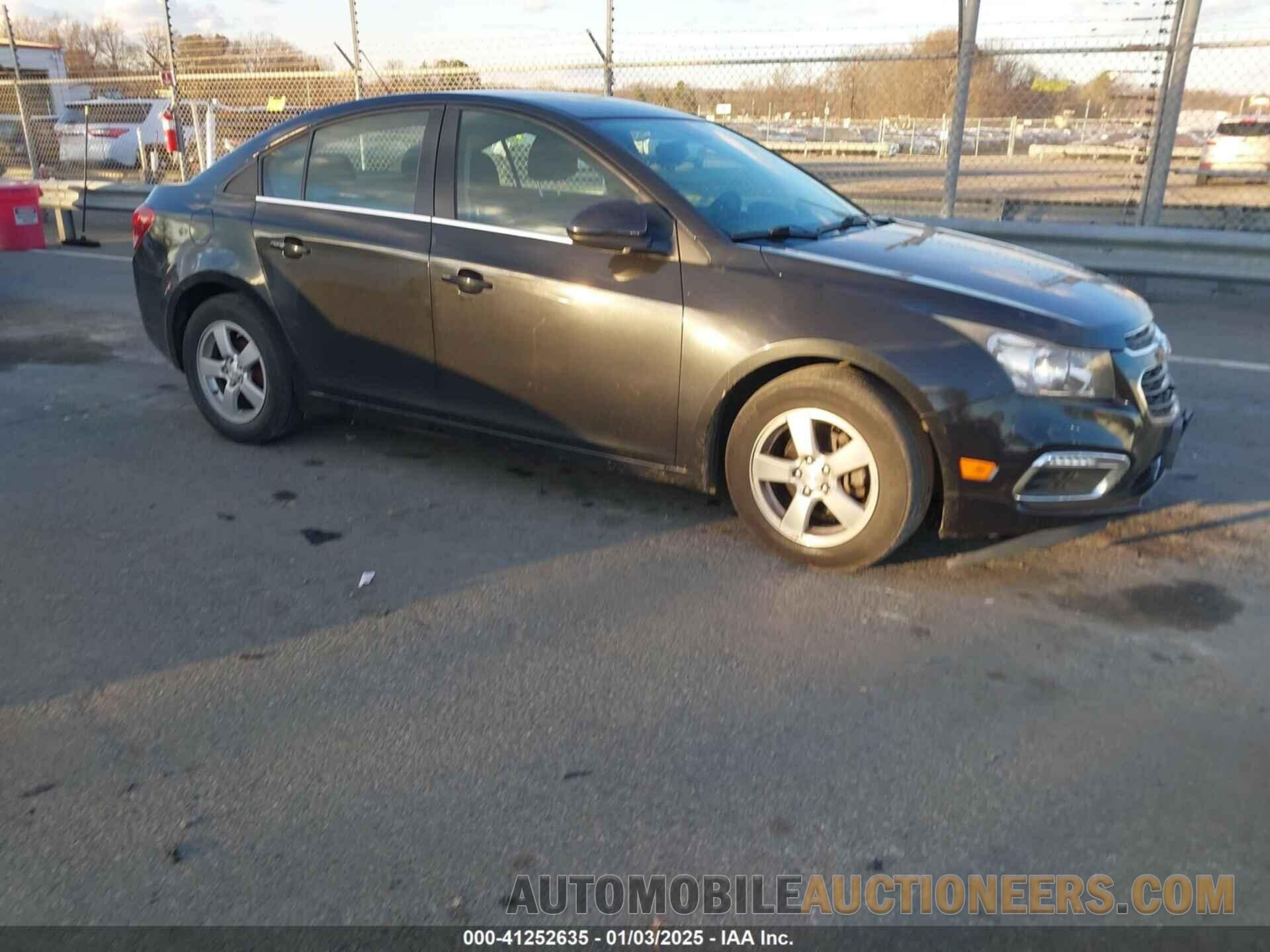 1G1PC5SB4F7112410 CHEVROLET CRUZE 2015