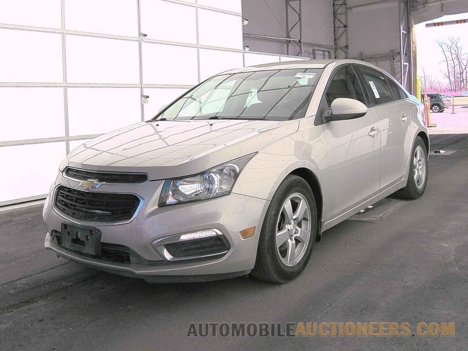 1G1PC5SB4F7253042 Chevrolet Cruze 2015