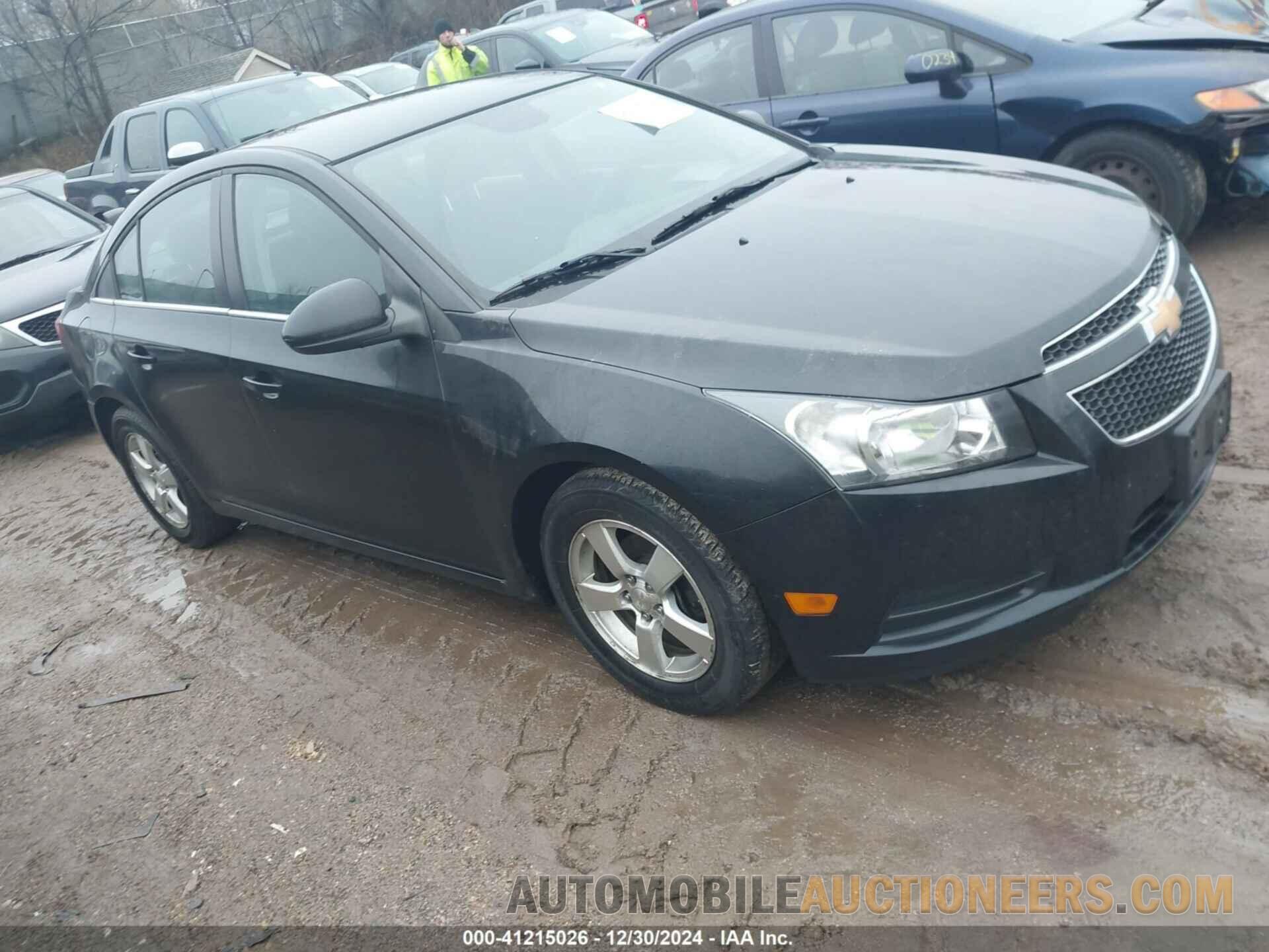 1G1PC5SB5D7323502 CHEVROLET CRUZE 2013