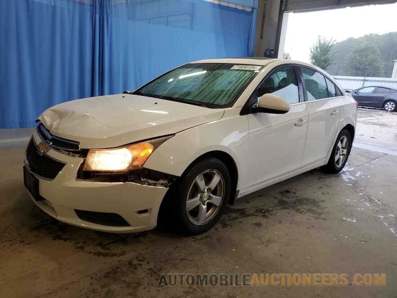 1G1PC5SB5E7188989 CHEVROLET CRUZE 2014