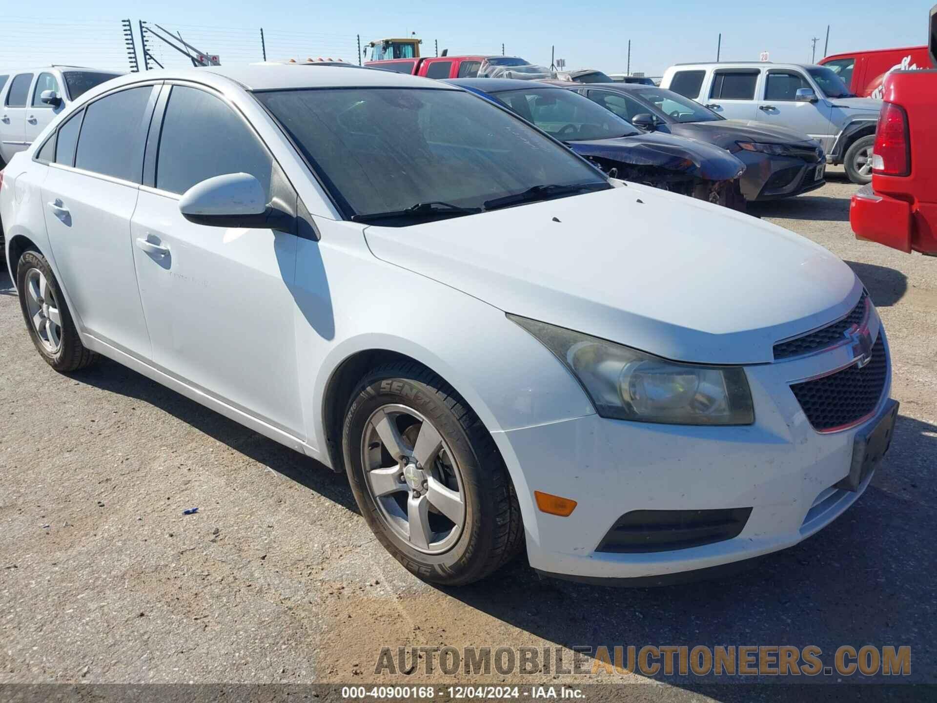 1G1PC5SB5E7245157 CHEVROLET CRUZE 2014