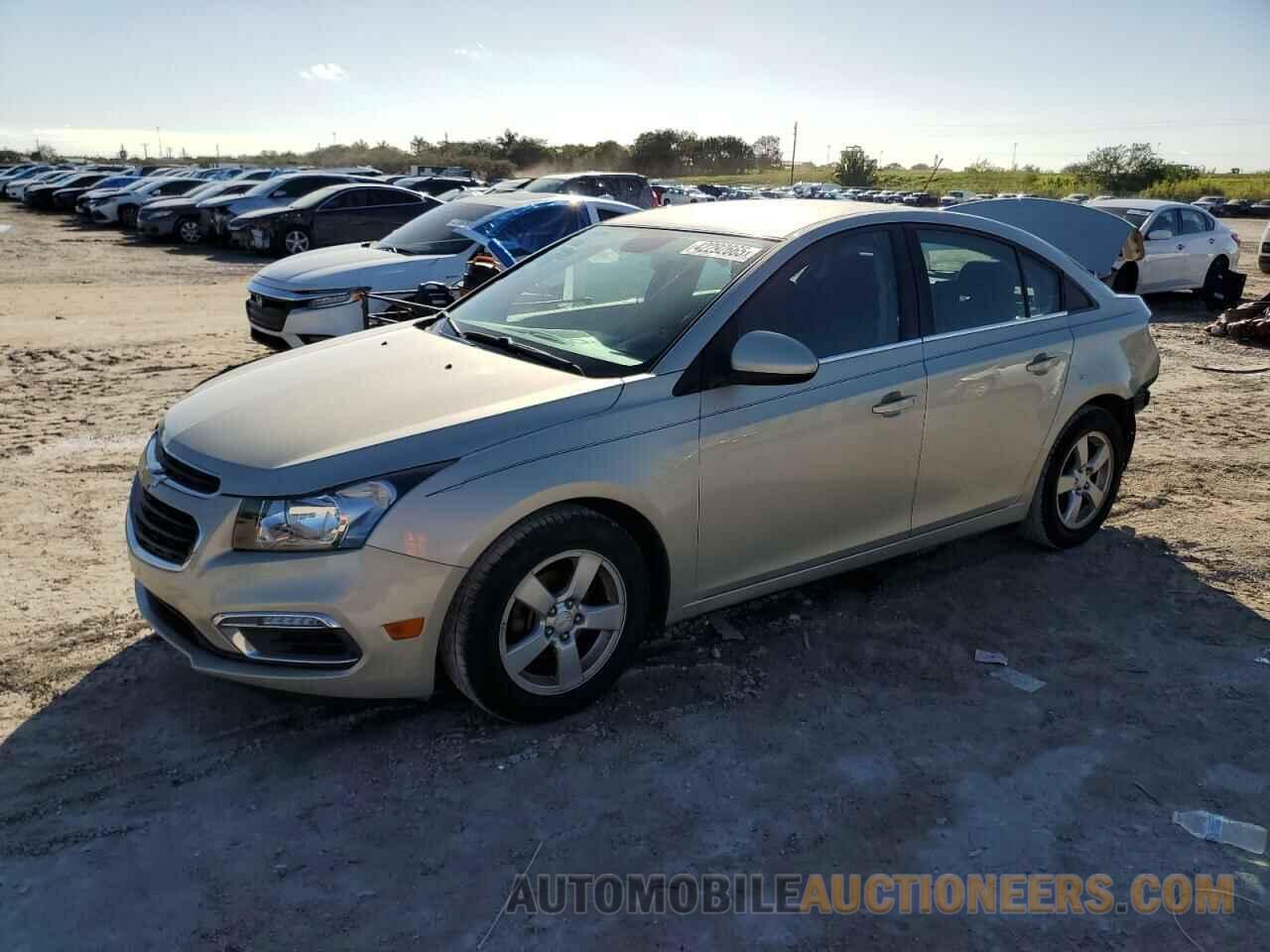 1G1PC5SB5F7203458 CHEVROLET CRUZE 2015