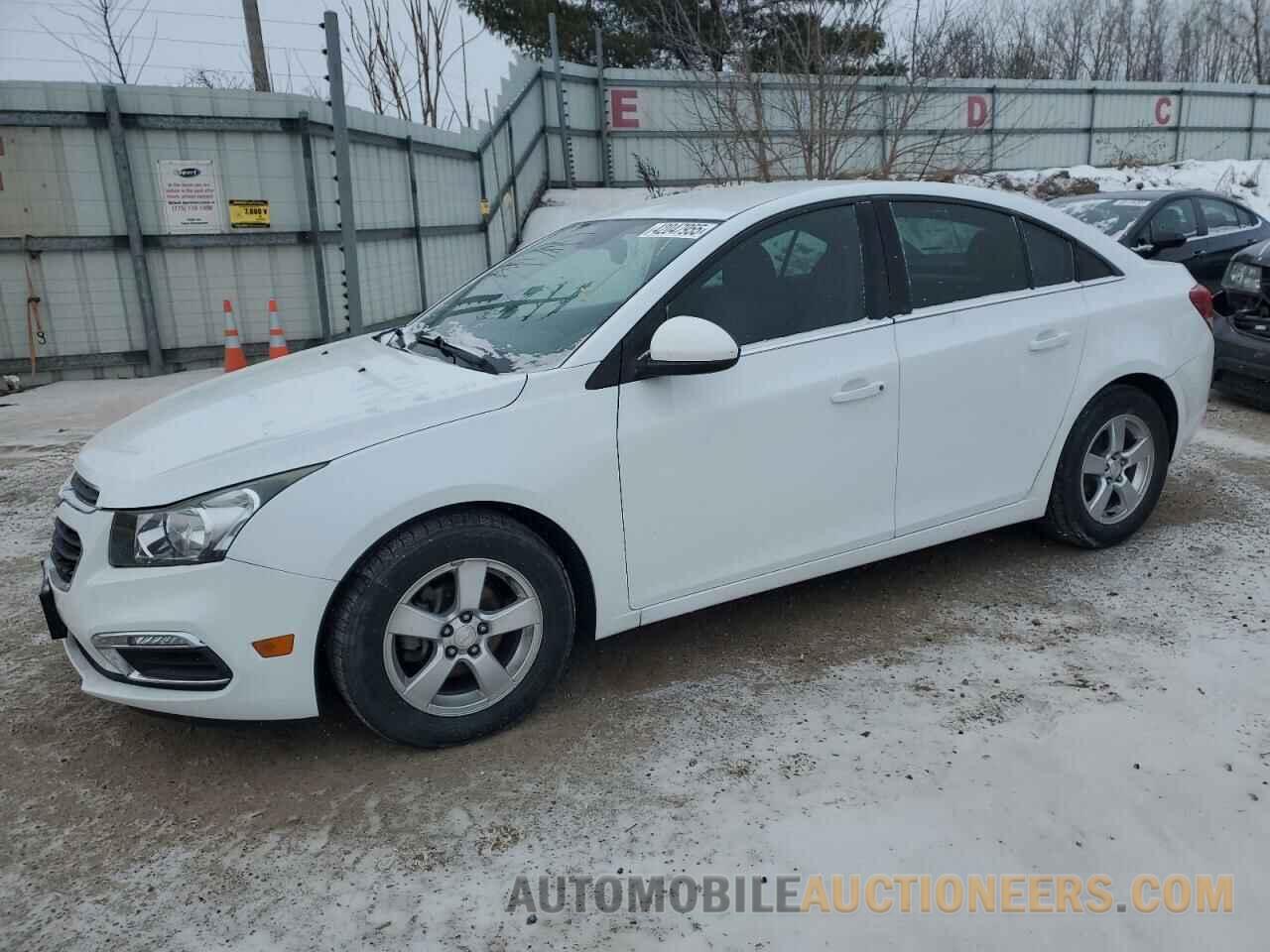 1G1PC5SB5F7207221 CHEVROLET CRUZE 2015