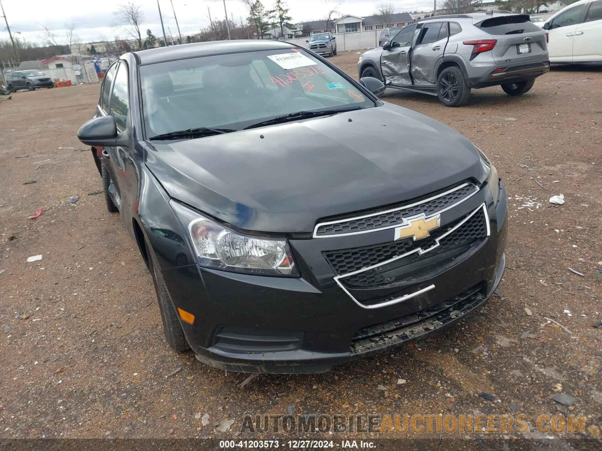 1G1PC5SB6D7211193 CHEVROLET CRUZE 2013