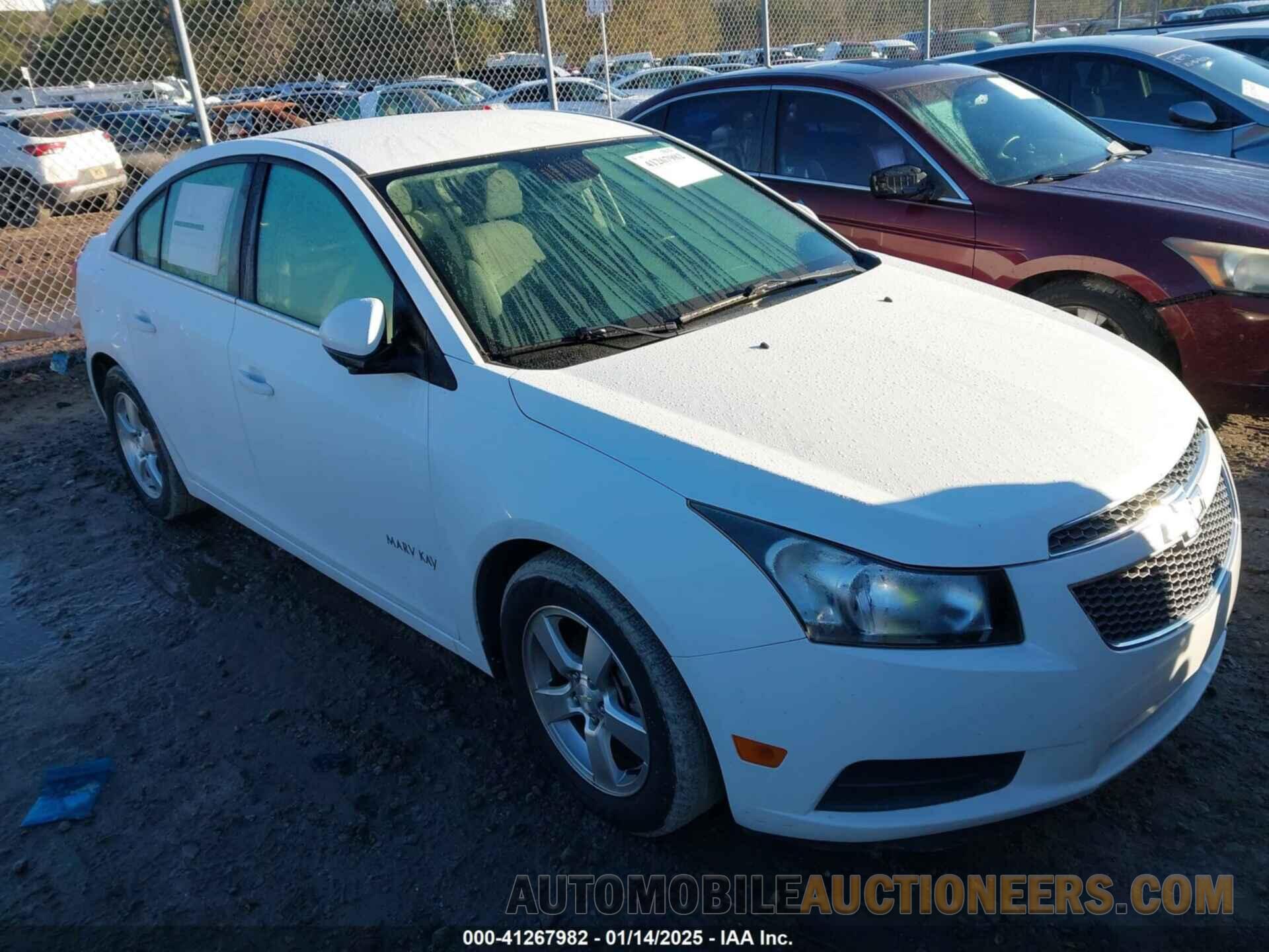 1G1PC5SB6D7240077 CHEVROLET CRUZE 2013