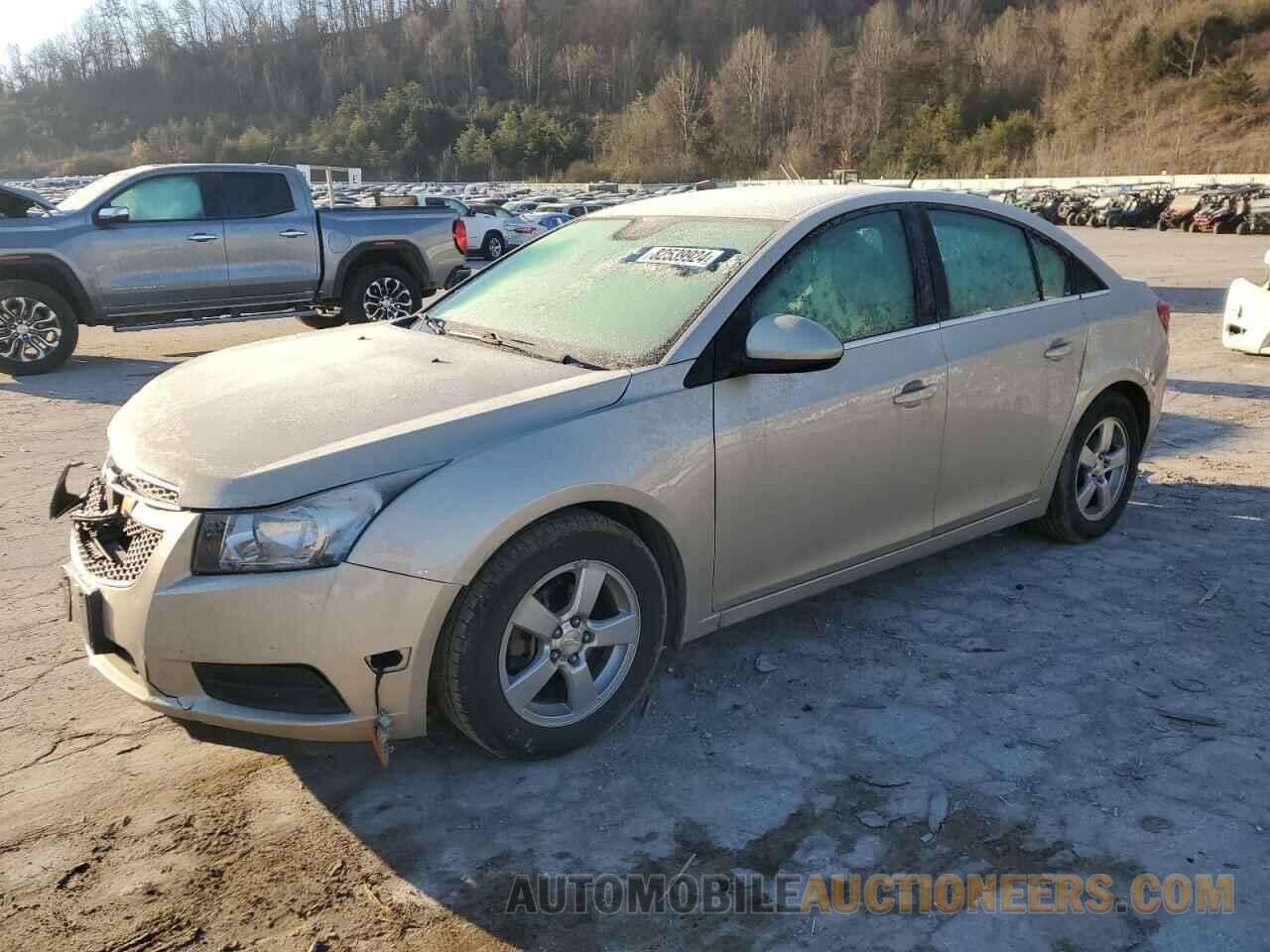 1G1PC5SB6E7358423 CHEVROLET CRUZE 2014