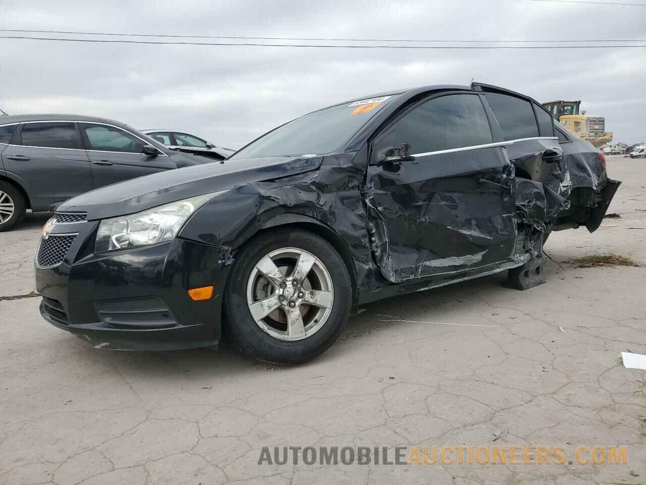 1G1PC5SB6E7425747 CHEVROLET CRUZE 2014