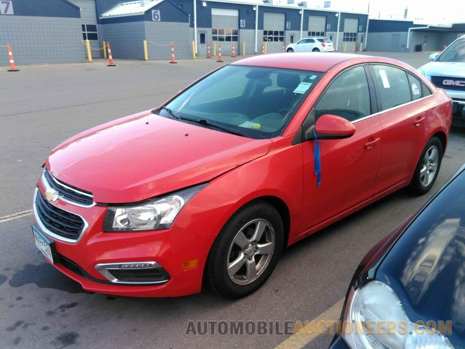 1G1PC5SB6F7162676 Chevrolet Cruze 2015