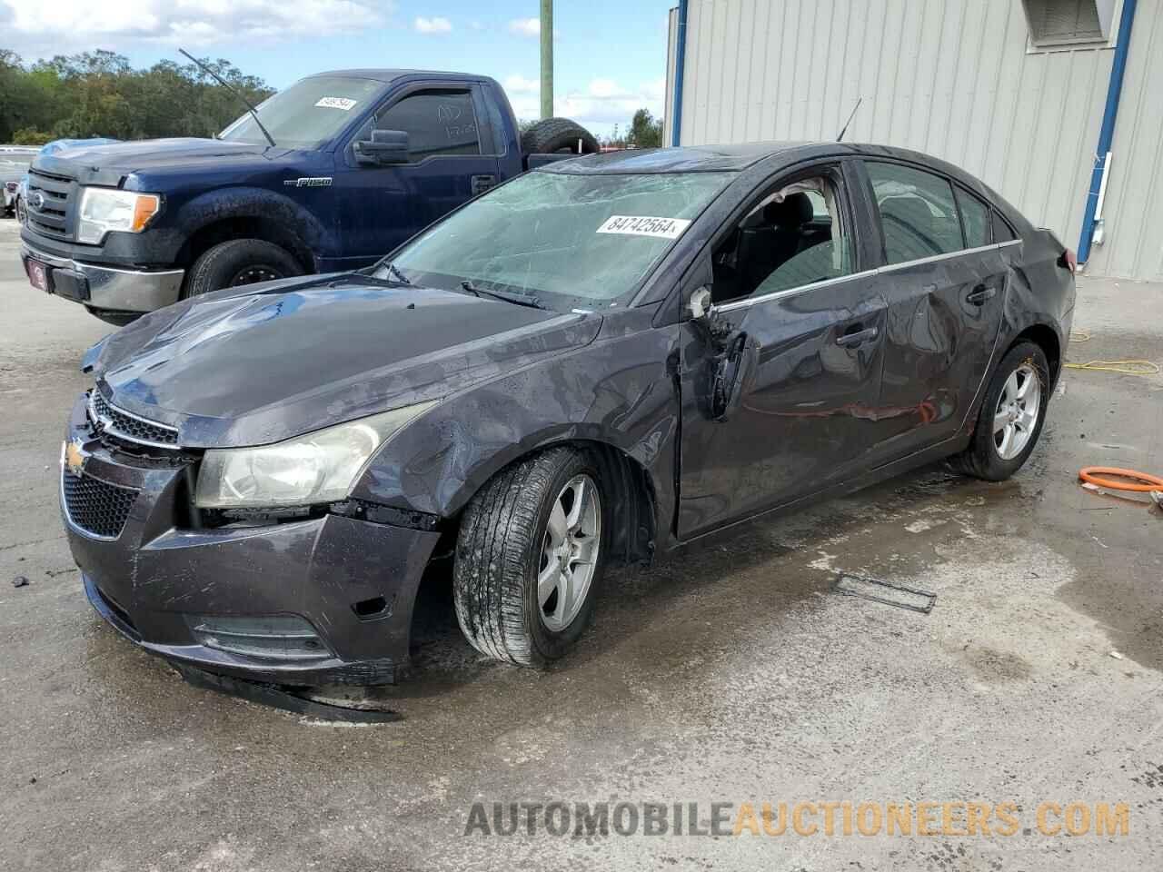 1G1PC5SB7E7271145 CHEVROLET CRUZE 2014