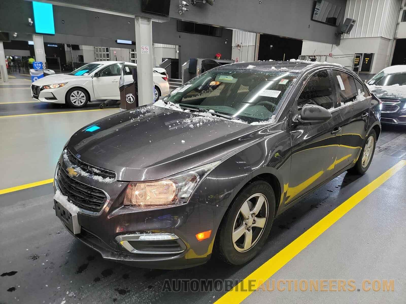 1G1PC5SB7F7100672 Chevrolet Cruze 2015