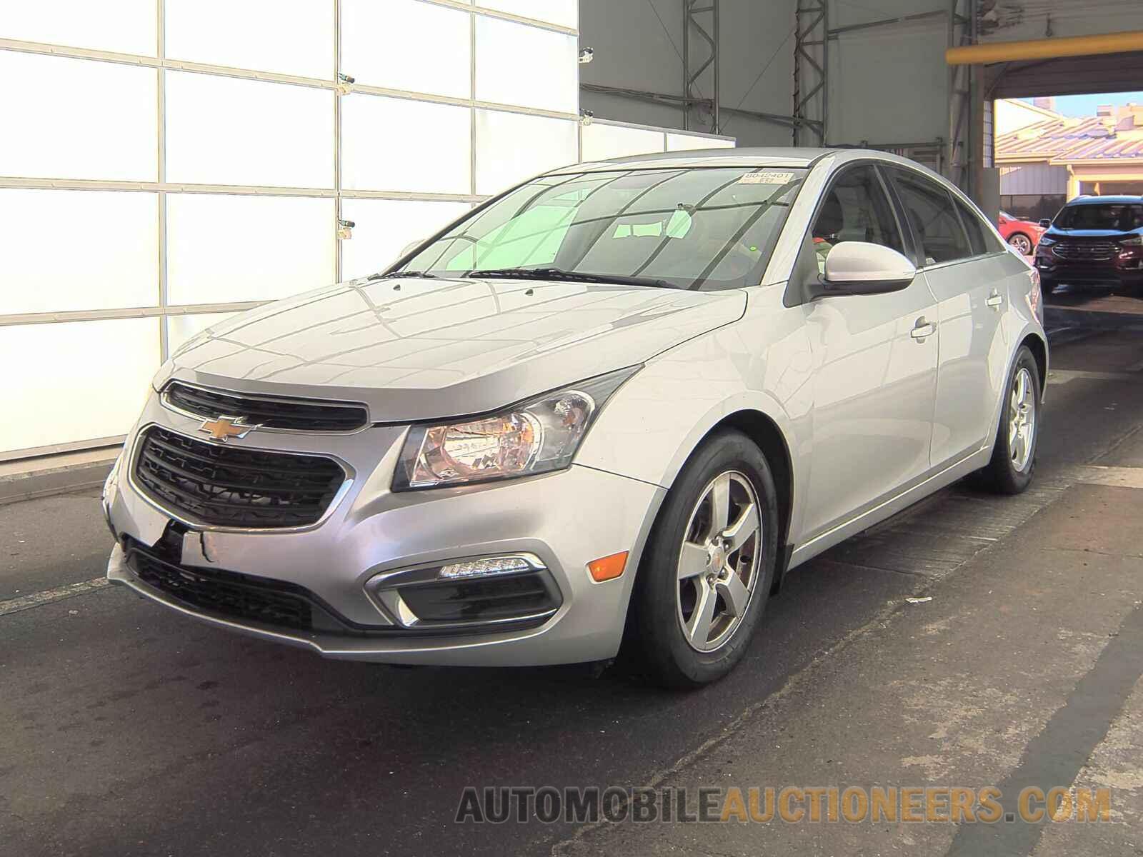 1G1PC5SB7F7203705 Chevrolet Cruze 2015