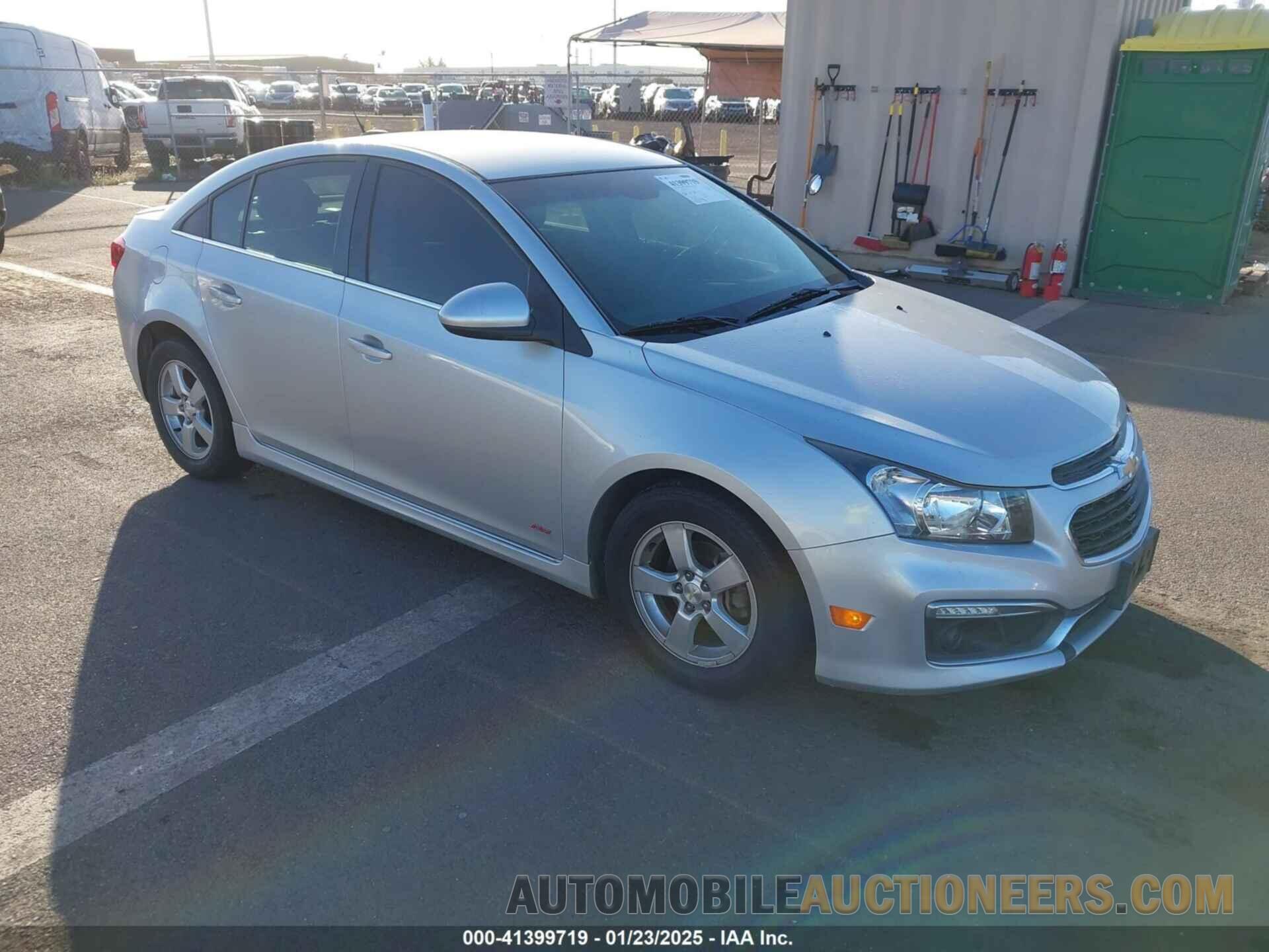 1G1PC5SB7F7255951 CHEVROLET CRUZE 2015