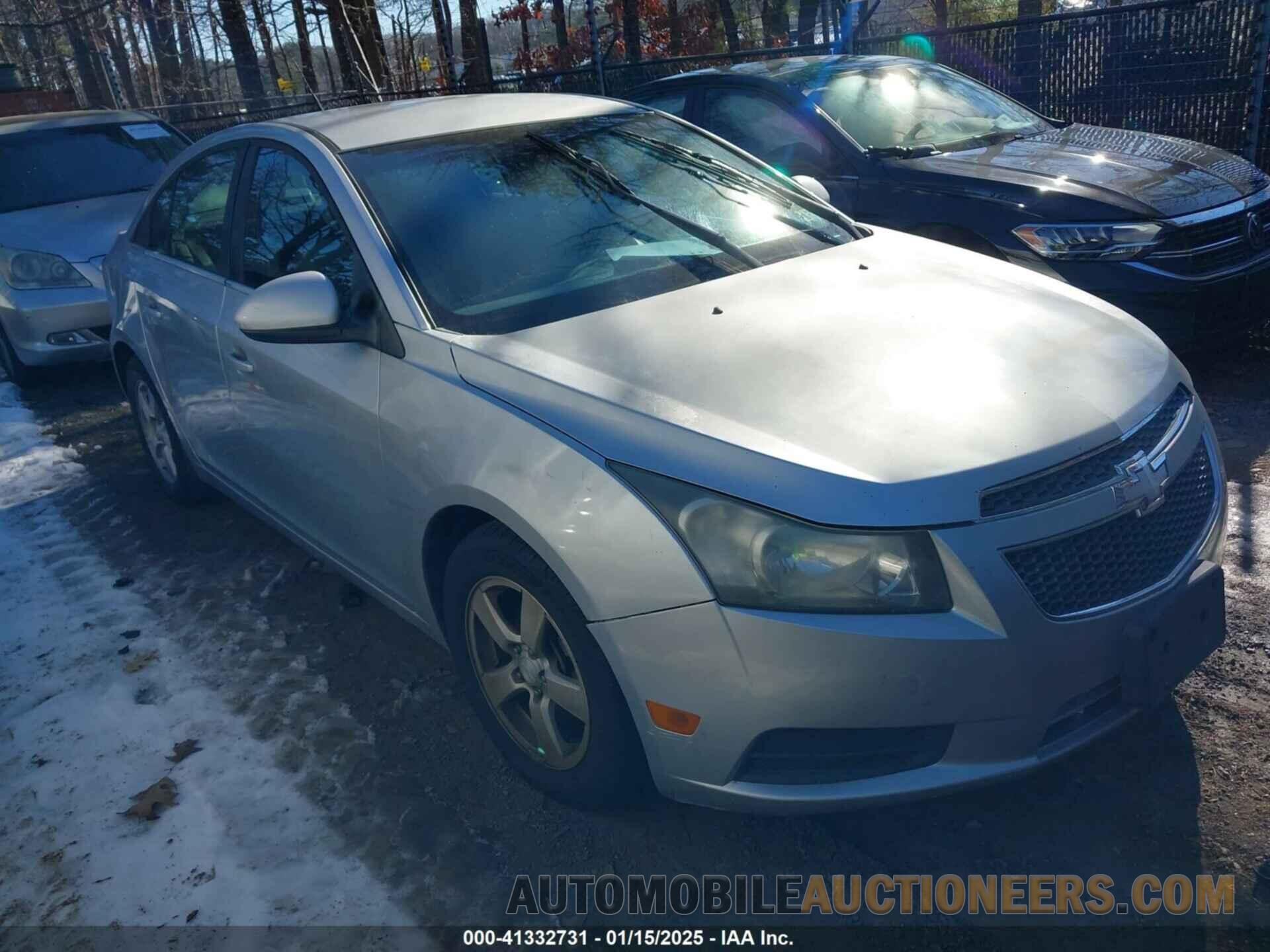 1G1PC5SB8D7203841 CHEVROLET CRUZE 2013