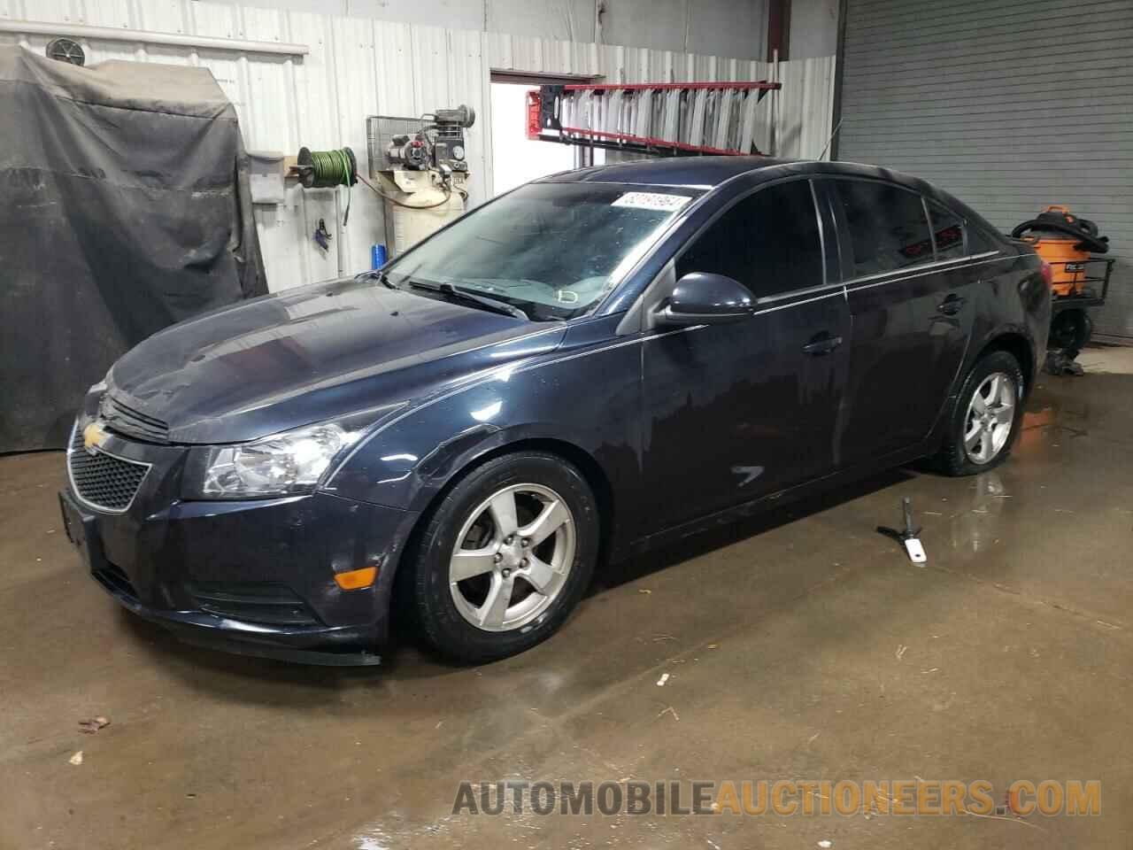 1G1PC5SB8D7300960 CHEVROLET CRUZE 2013